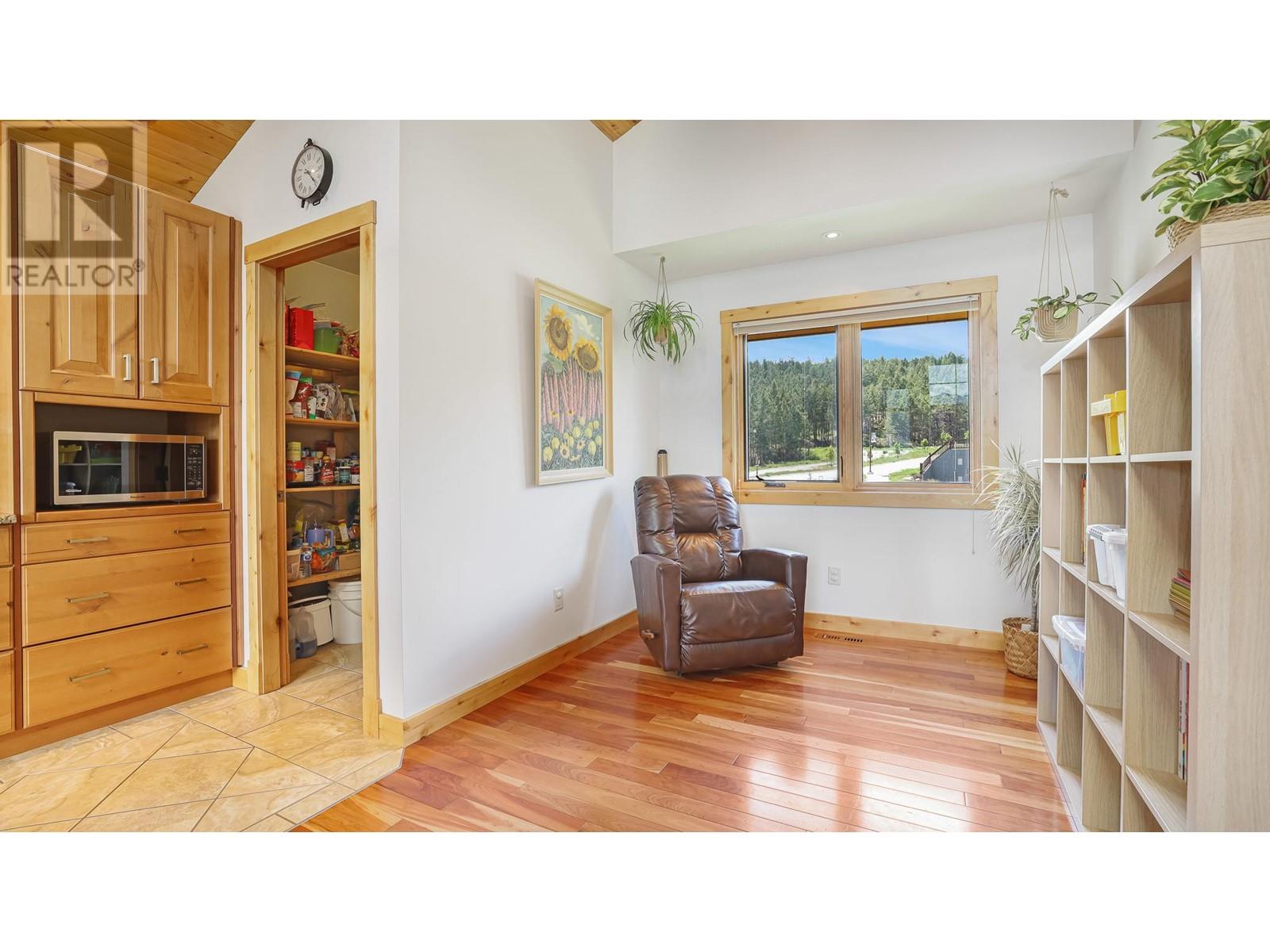 1910 Pineridge Drive, Invermere, British Columbia  V0A 1K4 - Photo 23 - 10350979