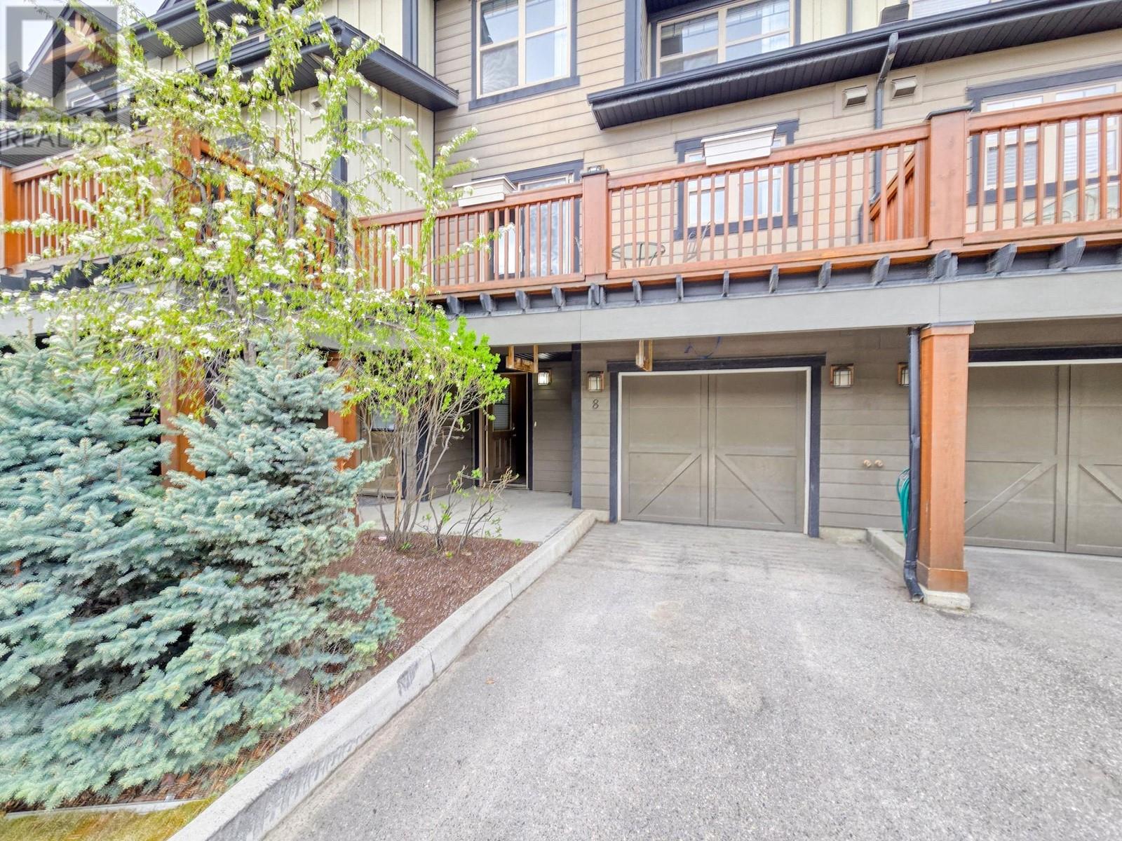 1000 9th Street Unit# 8, Invermere, British Columbia
