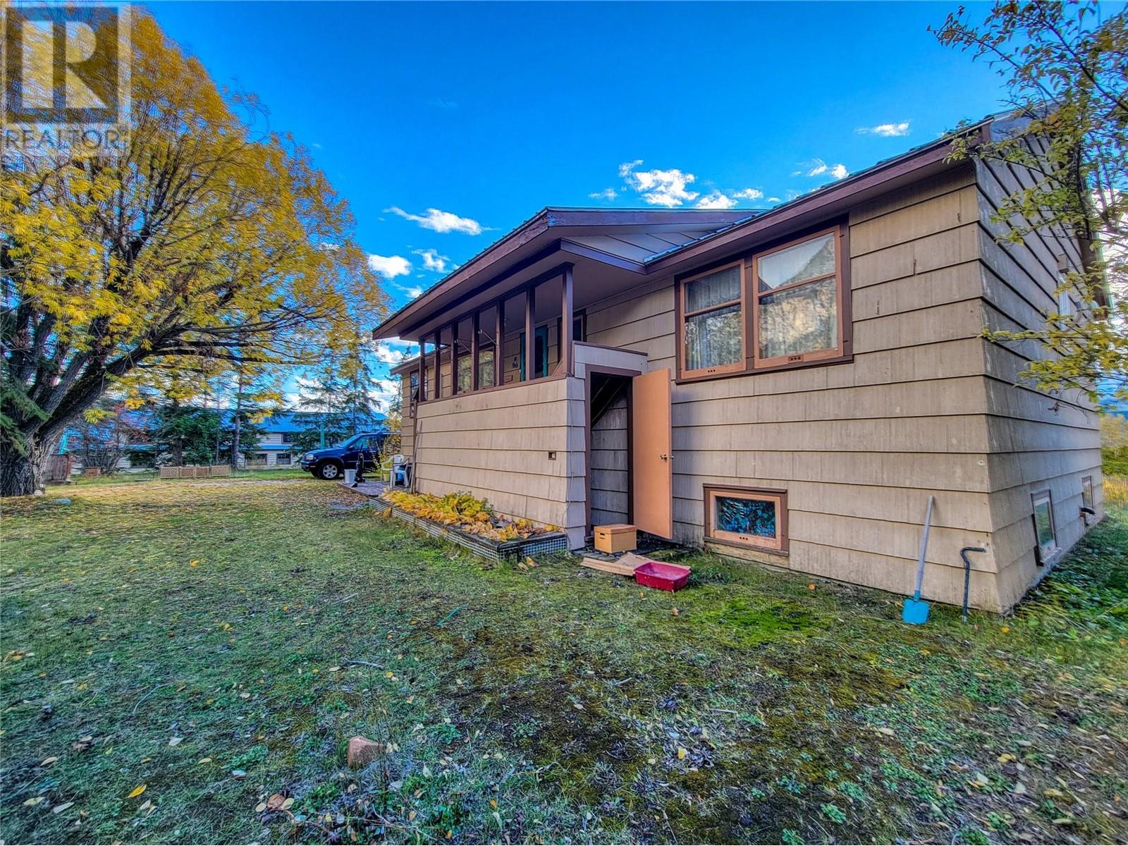 960 95 Highway, Spillimacheen, British Columbia  V0A 1P0 - Photo 10 - 10350666