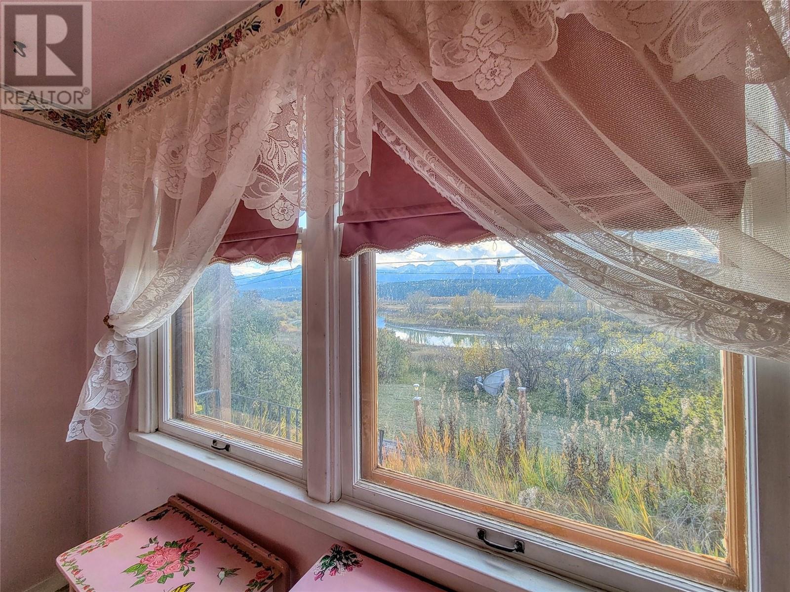 960 95 Highway, Spillimacheen, British Columbia  V0A 1P0 - Photo 26 - 10350666
