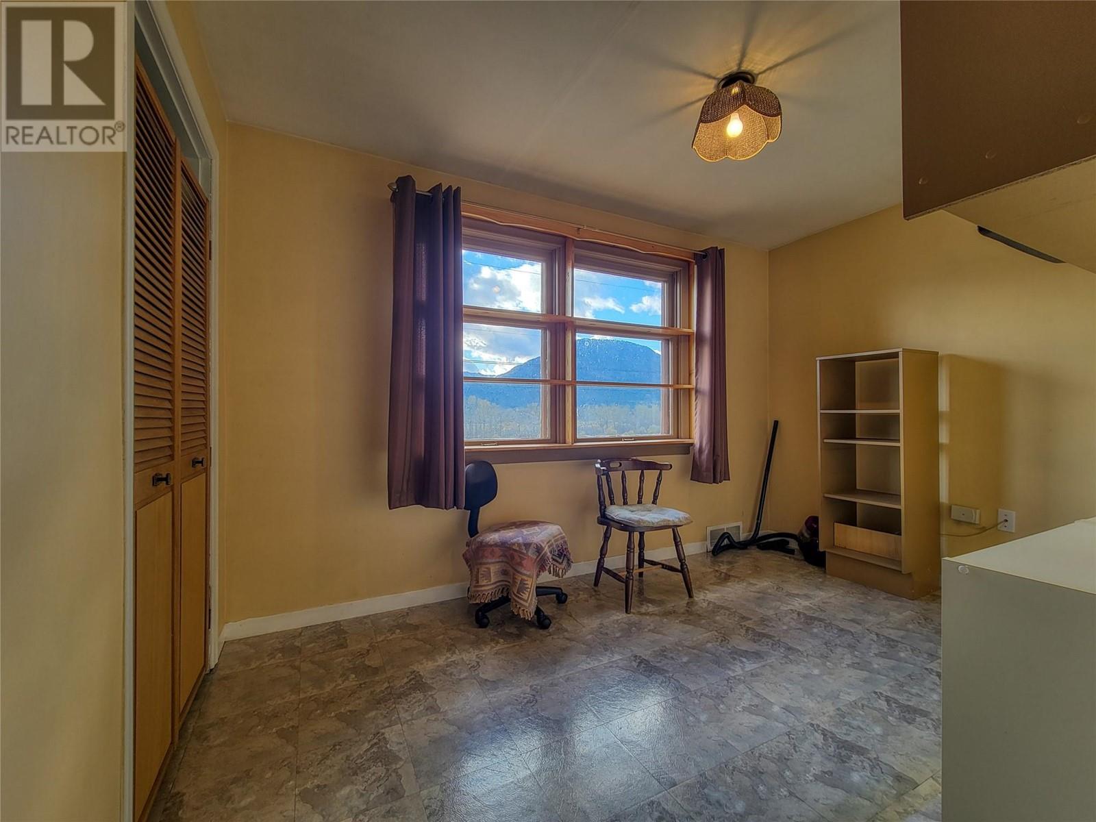 960 95 Highway, Spillimacheen, British Columbia  V0A 1P0 - Photo 28 - 10350666