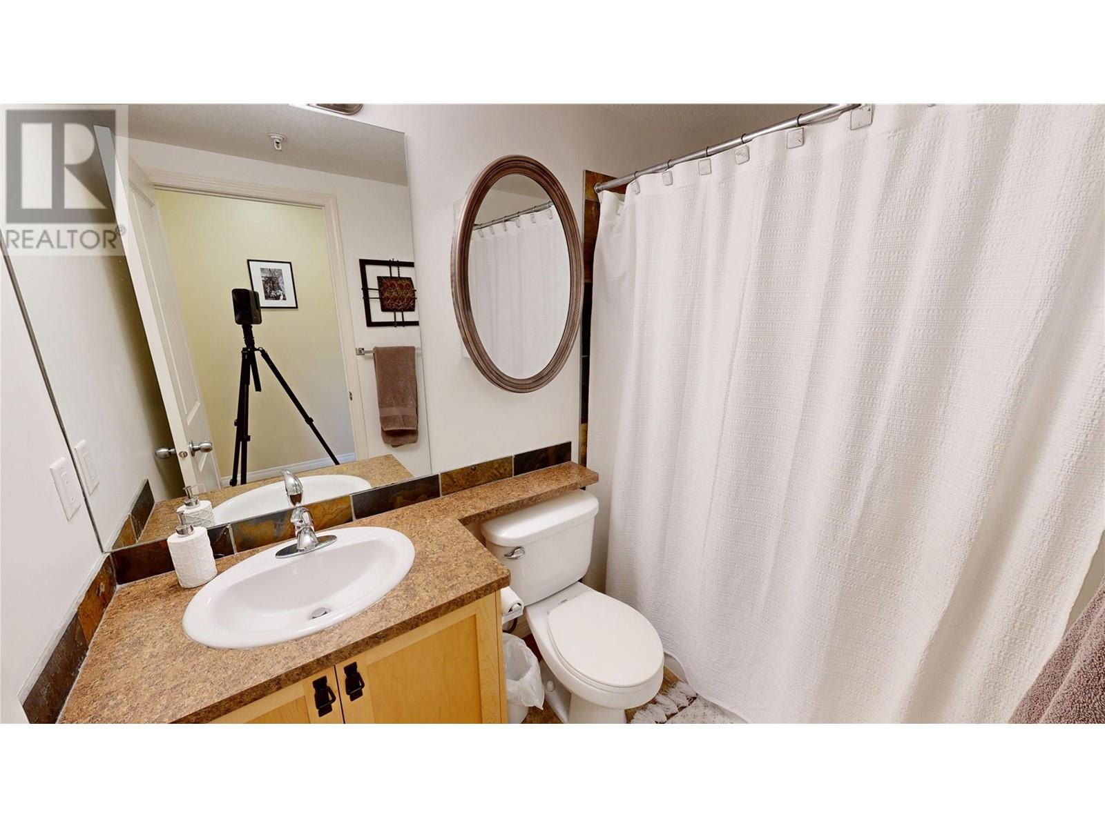 4874 Stanley Street Unit# 205, Radium Hot Springs, British Columbia  V0A 1M0 - Photo 18 - 10351444