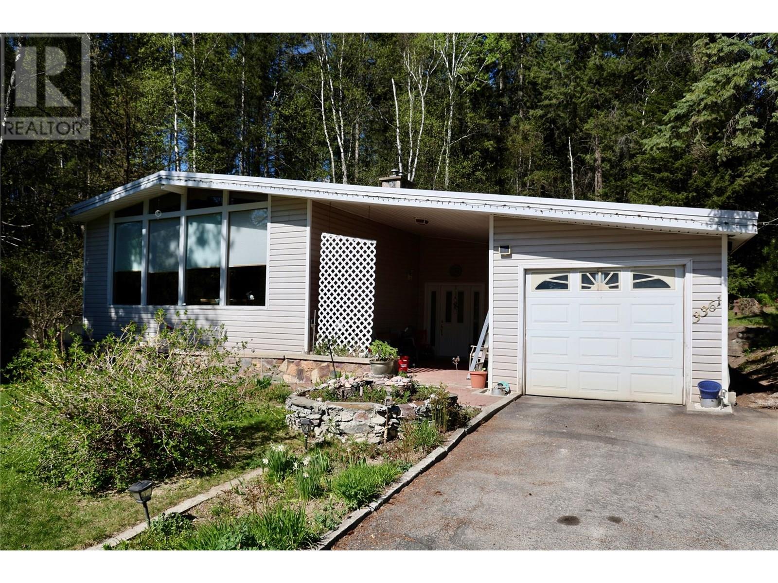 3361 & 3365 95 Highway, Golden, British Columbia  V0A 1L0 - Photo 44 - 10351776