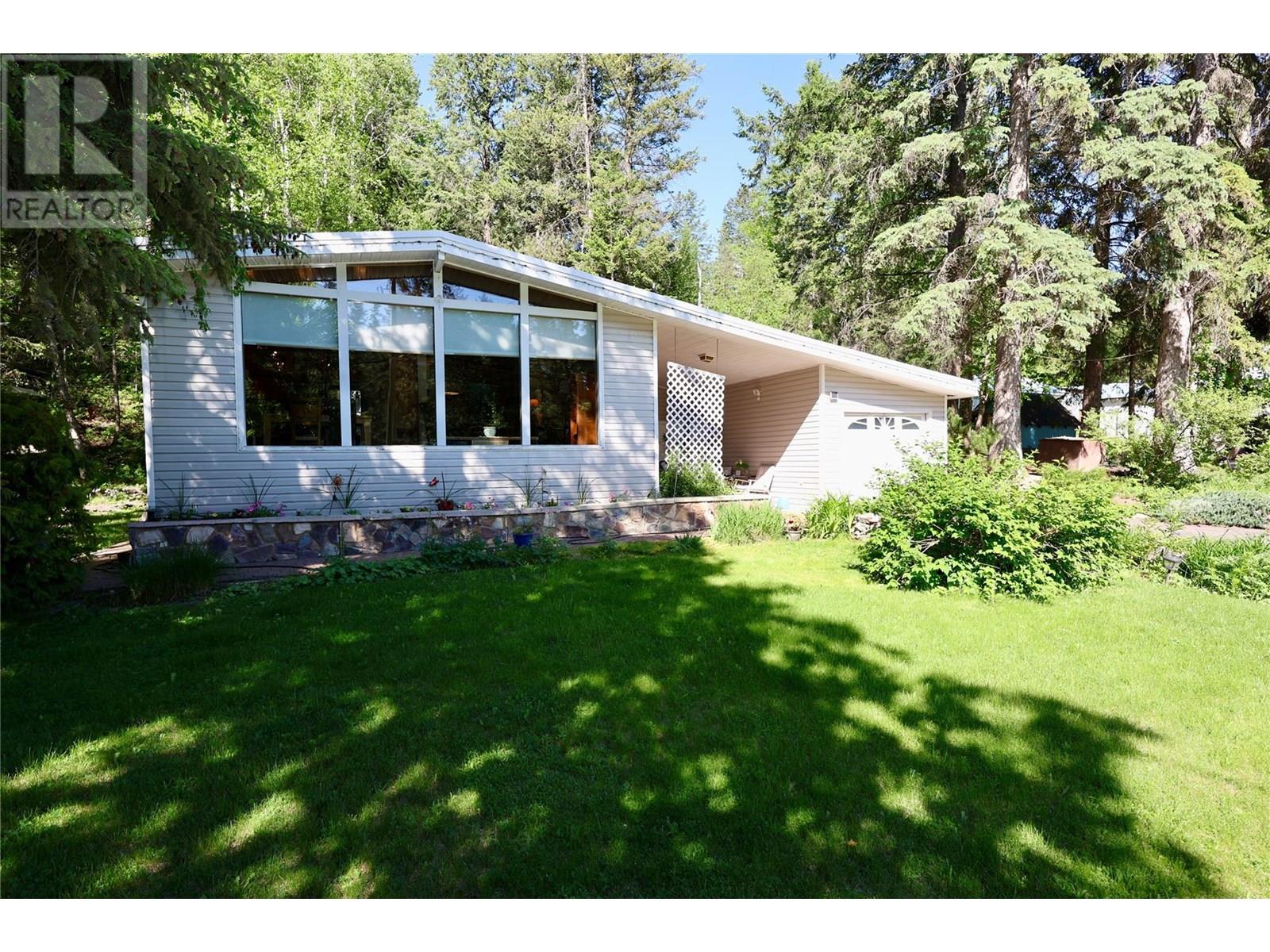 3361 & 3365 95 Highway, Golden, British Columbia  V0A 1L0 - Photo 80 - 10351776