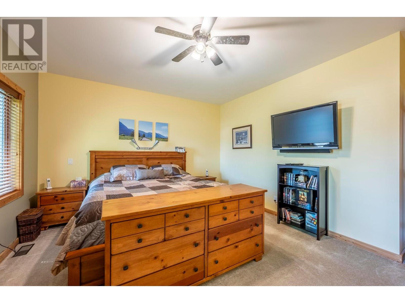 810 12th Street S, Golden, British Columbia  V0A 1H2 - Photo 27 - 10351892