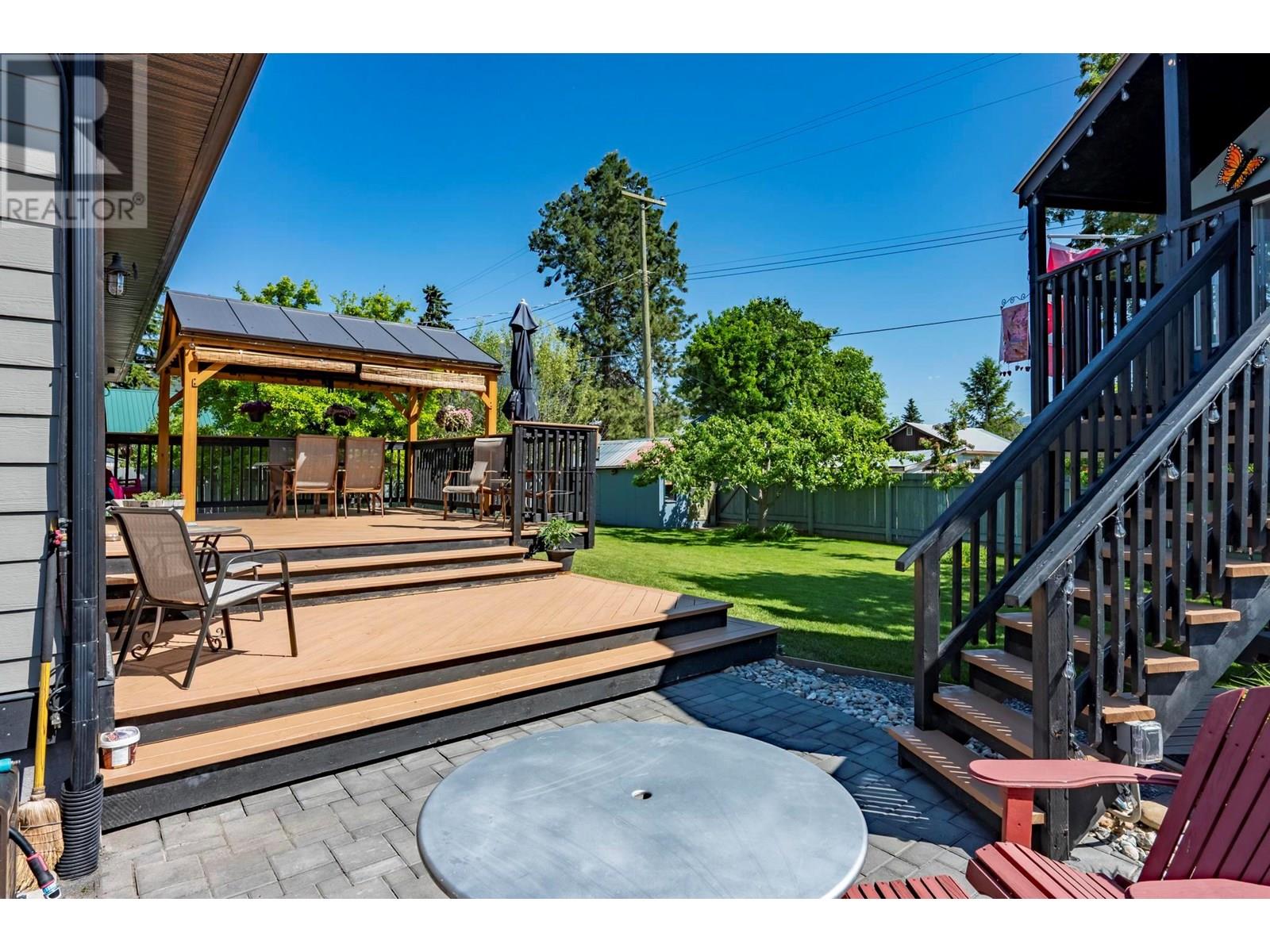 810 12th Street S, Golden, British Columbia  V0A 1H2 - Photo 46 - 10351892