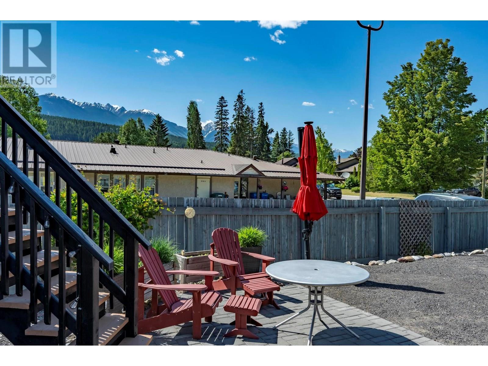 810 12th Street S, Golden, British Columbia  V0A 1H2 - Photo 50 - 10351892