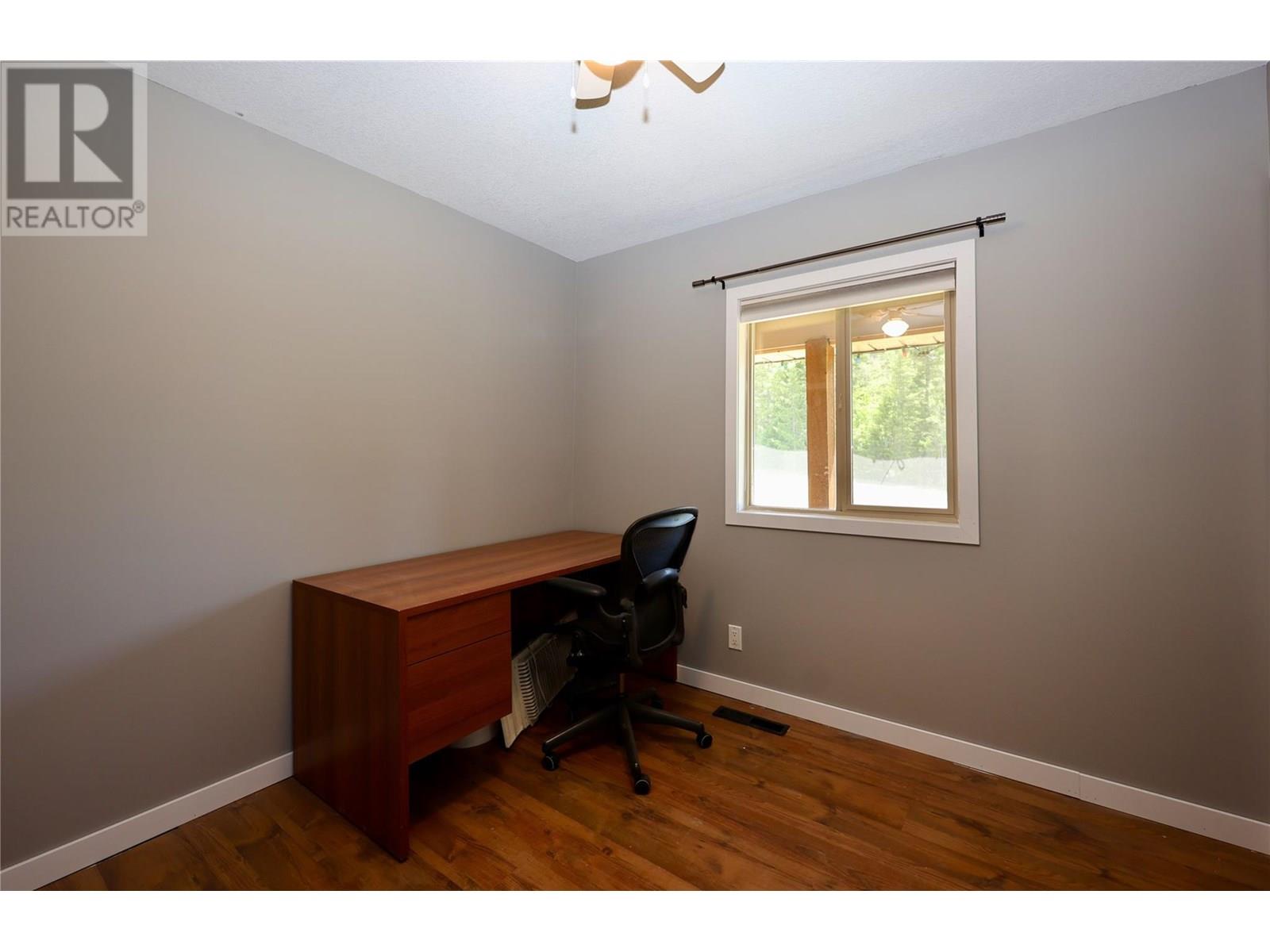 3049 95 Highway, Golden, British Columbia  V0A 1H2 - Photo 21 - 10351788