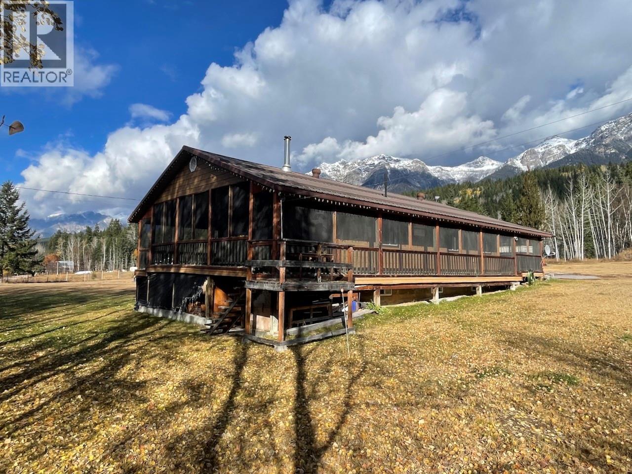 3049 95 Highway, Golden, British Columbia  V0A 1H2 - Photo 43 - 10351788