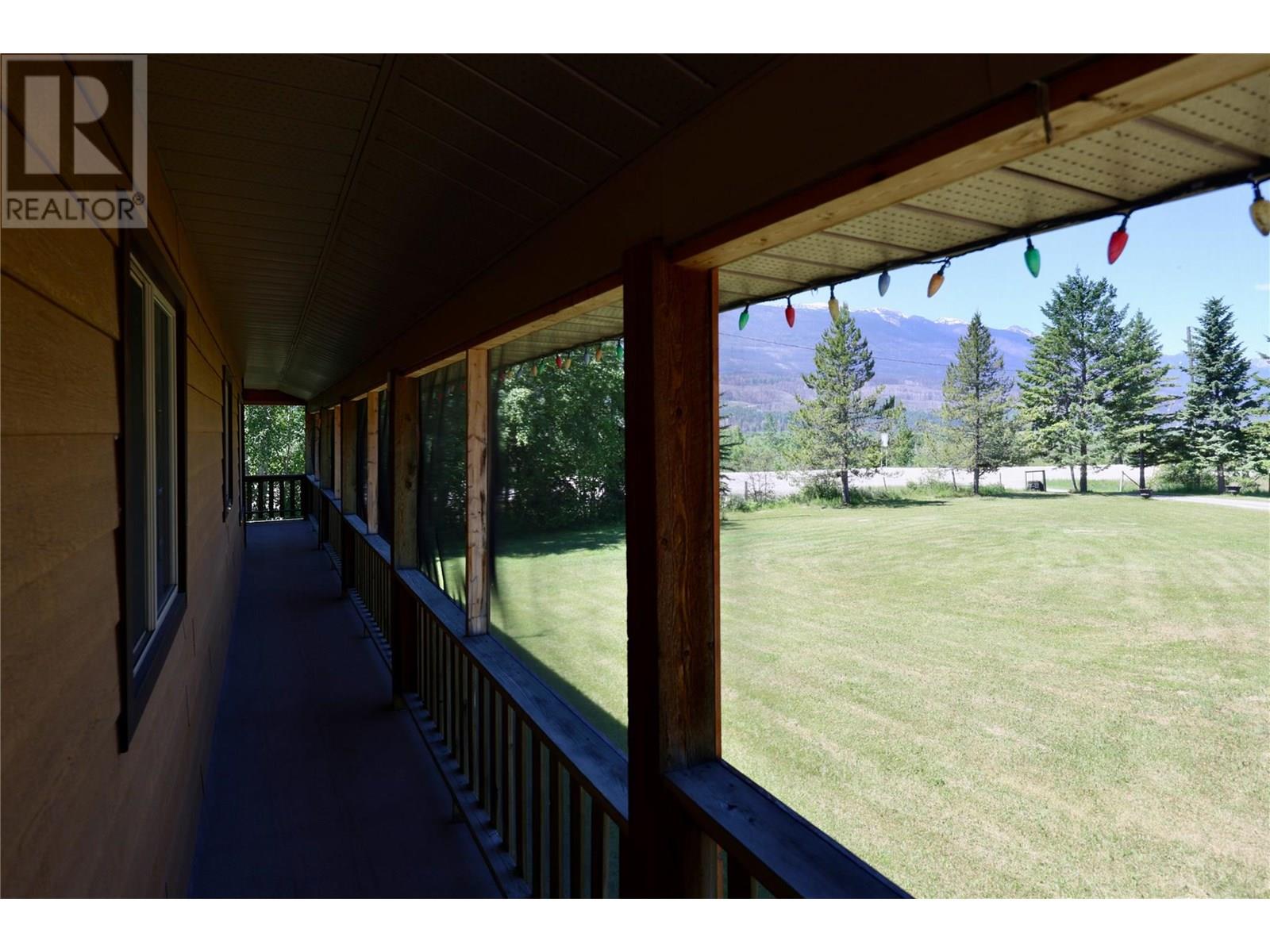 3049 95 Highway, Golden, British Columbia  V0A 1H2 - Photo 8 - 10351788