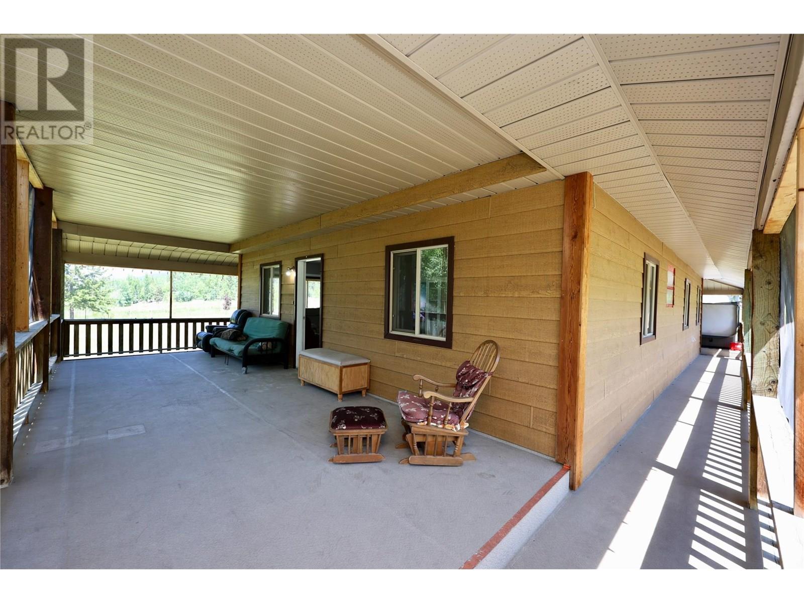 3049 95 Highway, Golden, British Columbia  V0A 1H2 - Photo 9 - 10351788