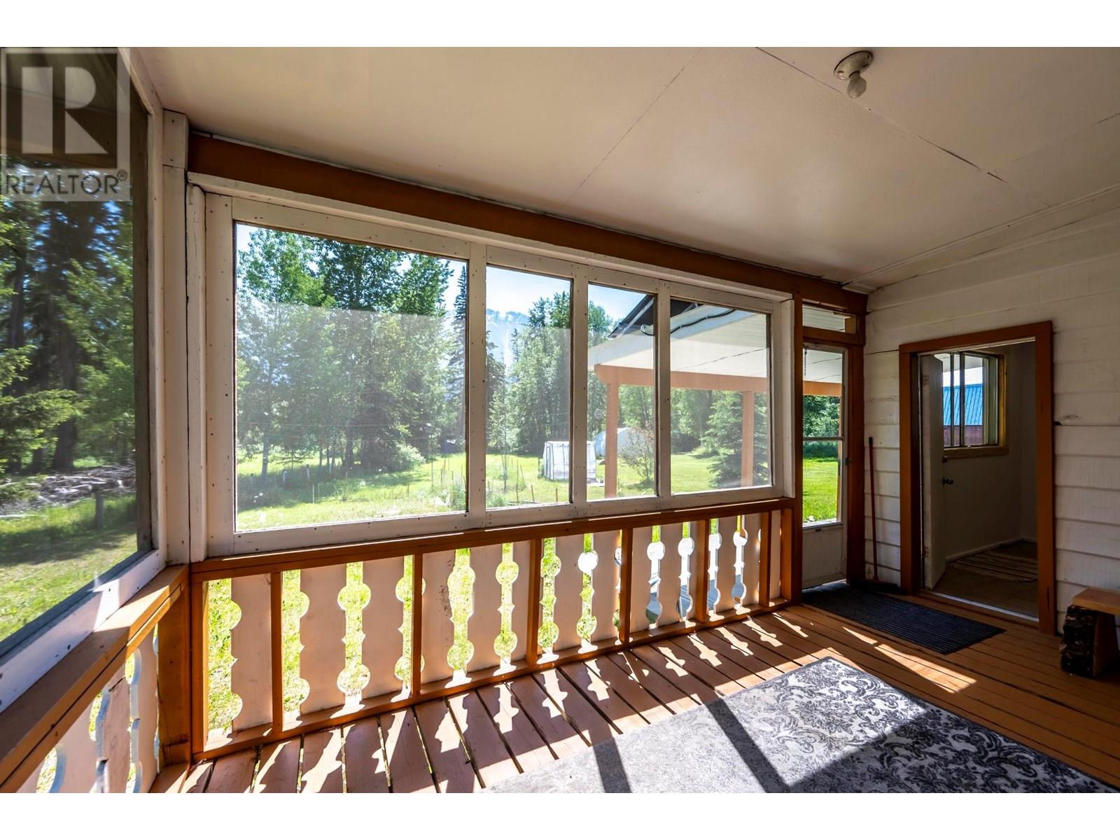 1234 Horse Creek Road S Road S, Golden, British Columbia  V0A 1H7 - Photo 21 - 10351781