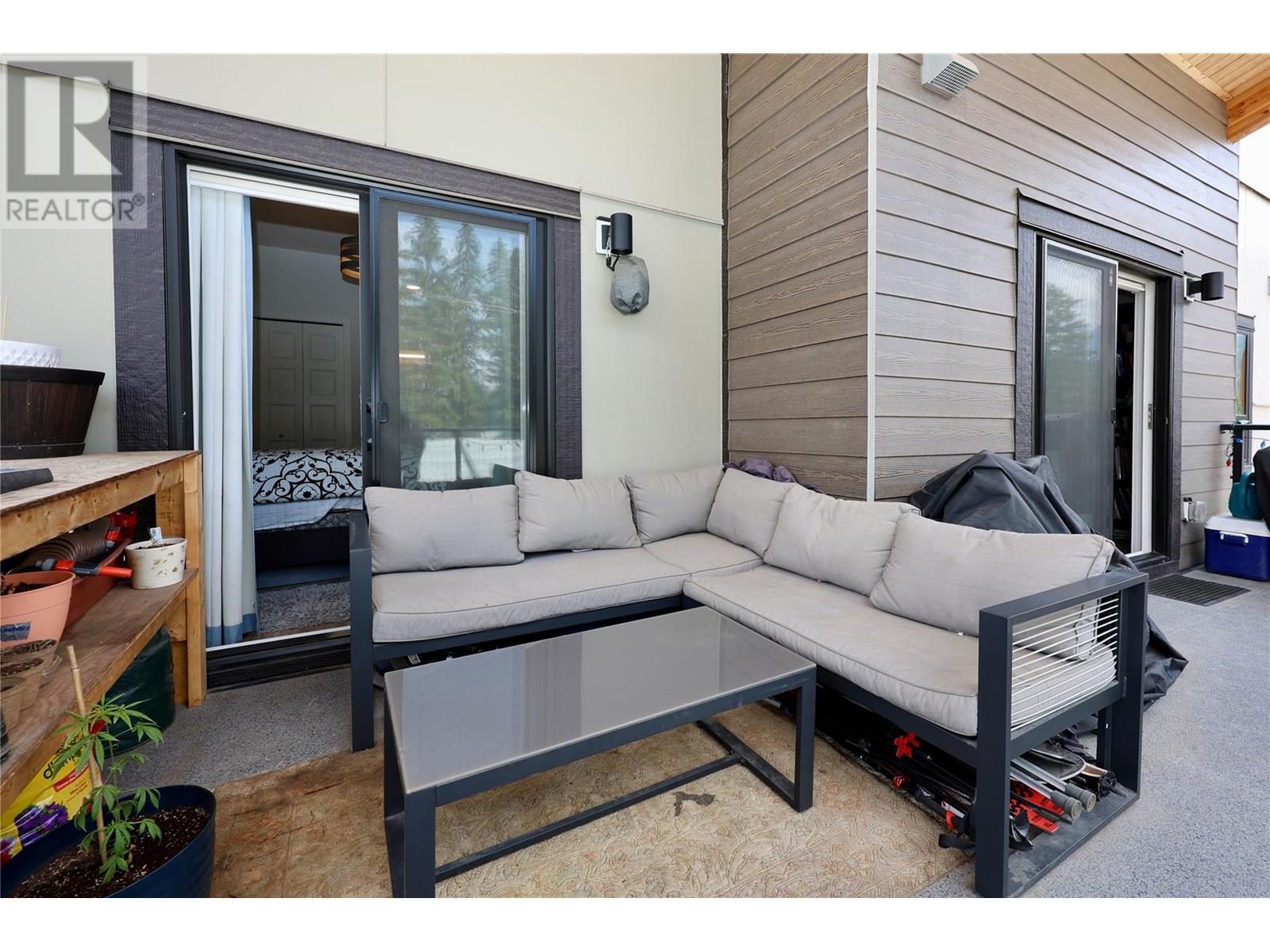 410 5th Avenue S Unit# 2301, Golden, British Columbia  V0A 1H0 - Photo 2 - 10352104