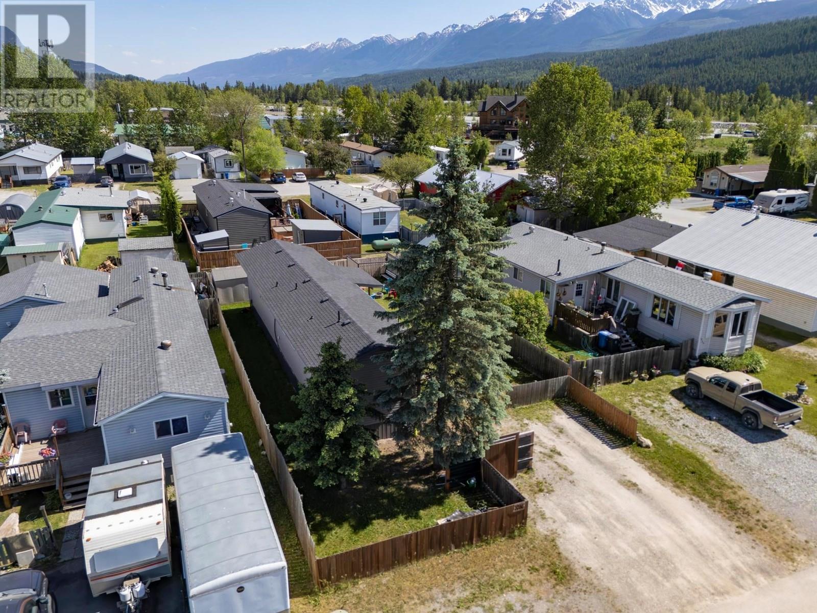 1056 King Crescent, Golden, British Columbia  V0A 1H0 - Photo 31 - 10352250