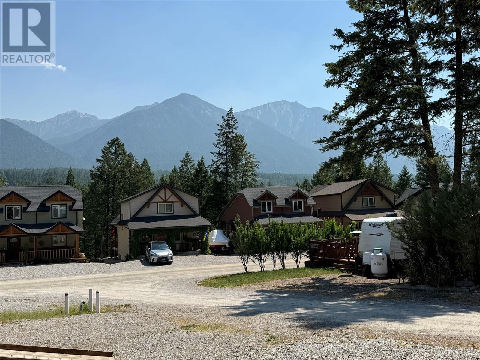4868 Riverview Drive Unit# 170, Edgewater, British Columbia  V0A 1E0 - Photo 2 - 10352213