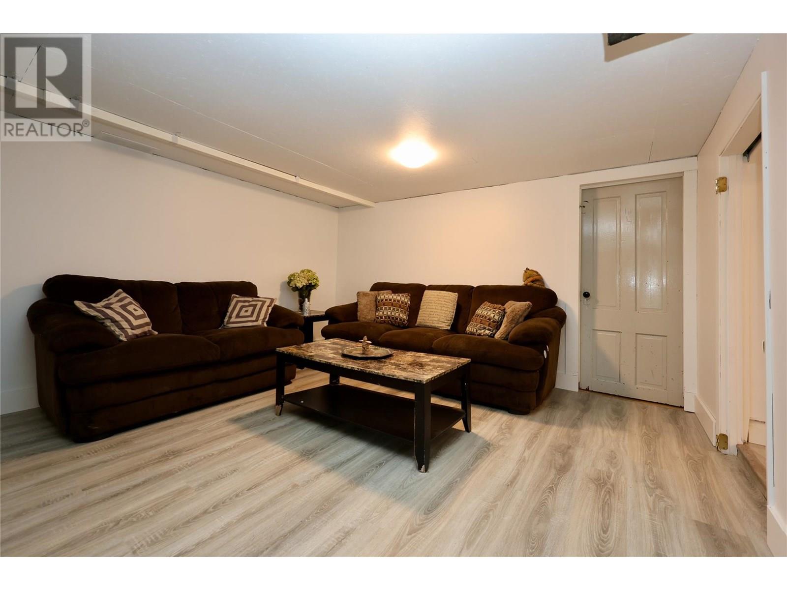 505 10th Street S, Golden, British Columbia  V0A 1H0 - Photo 51 - 10352275