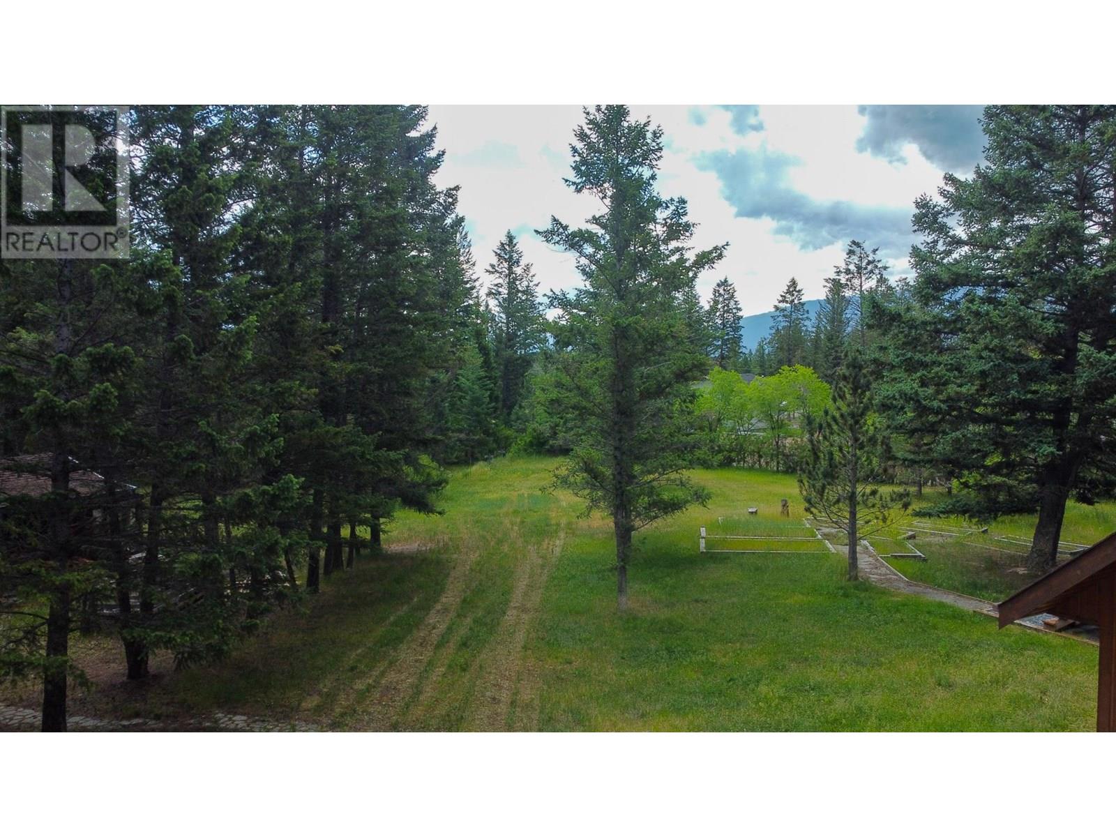 5182 Juniper Heights Road, Dry Gulch, British Columbia  V0A 1K2 - Photo 11 - 10351882