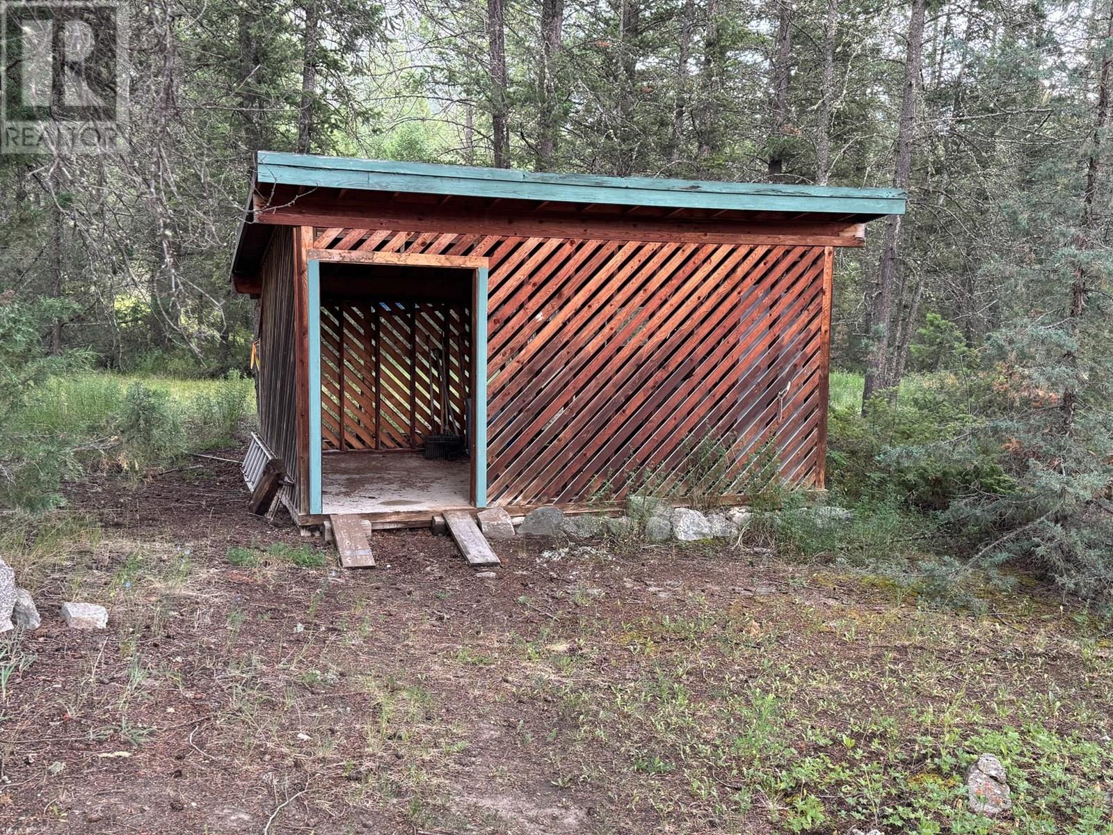 5182 Juniper Heights Road, Dry Gulch, British Columbia  V0A 1K2 - Photo 13 - 10351882