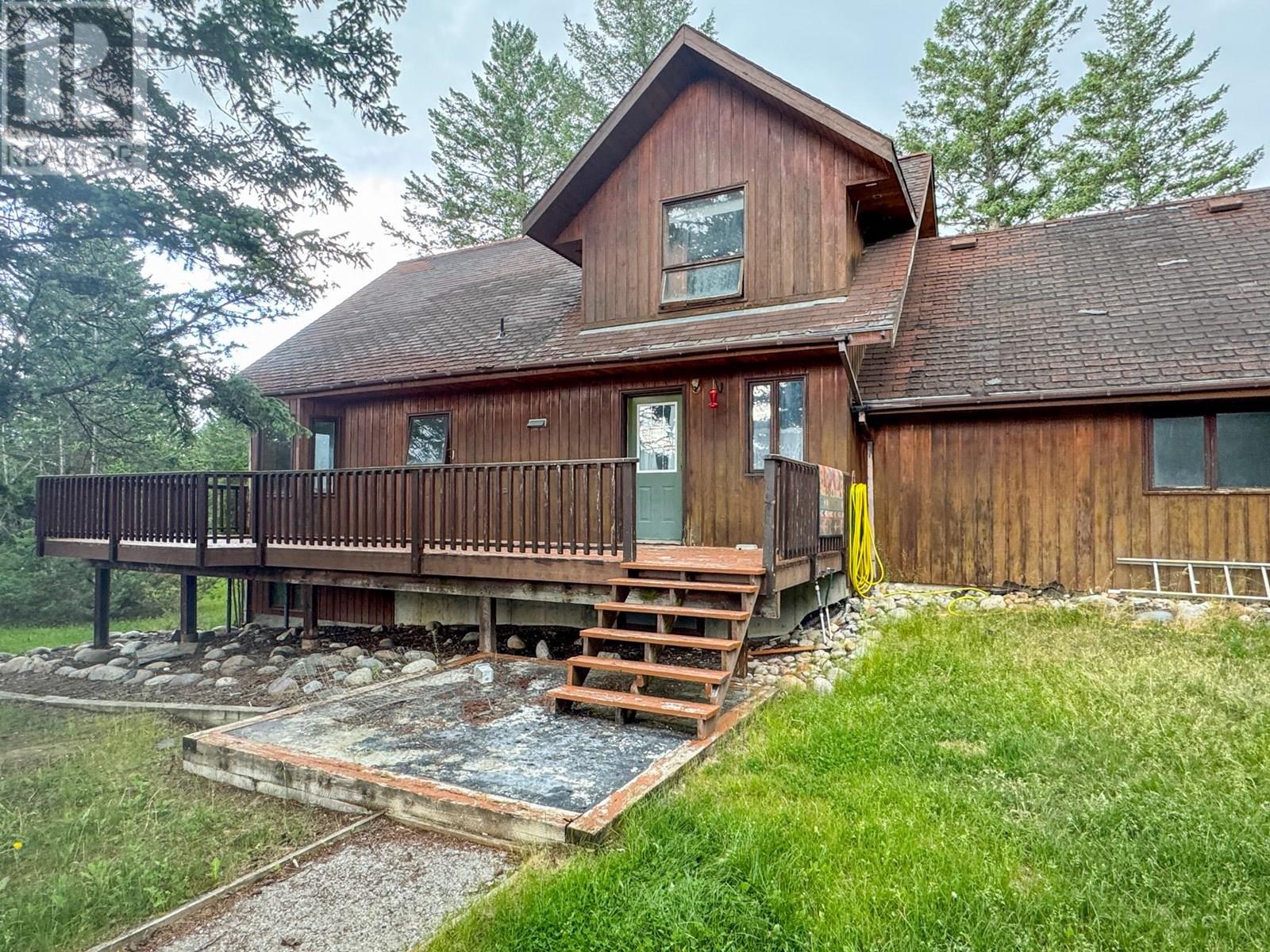 5182 Juniper Heights Road, Dry Gulch, British Columbia  V0A 1K2 - Photo 4 - 10351882
