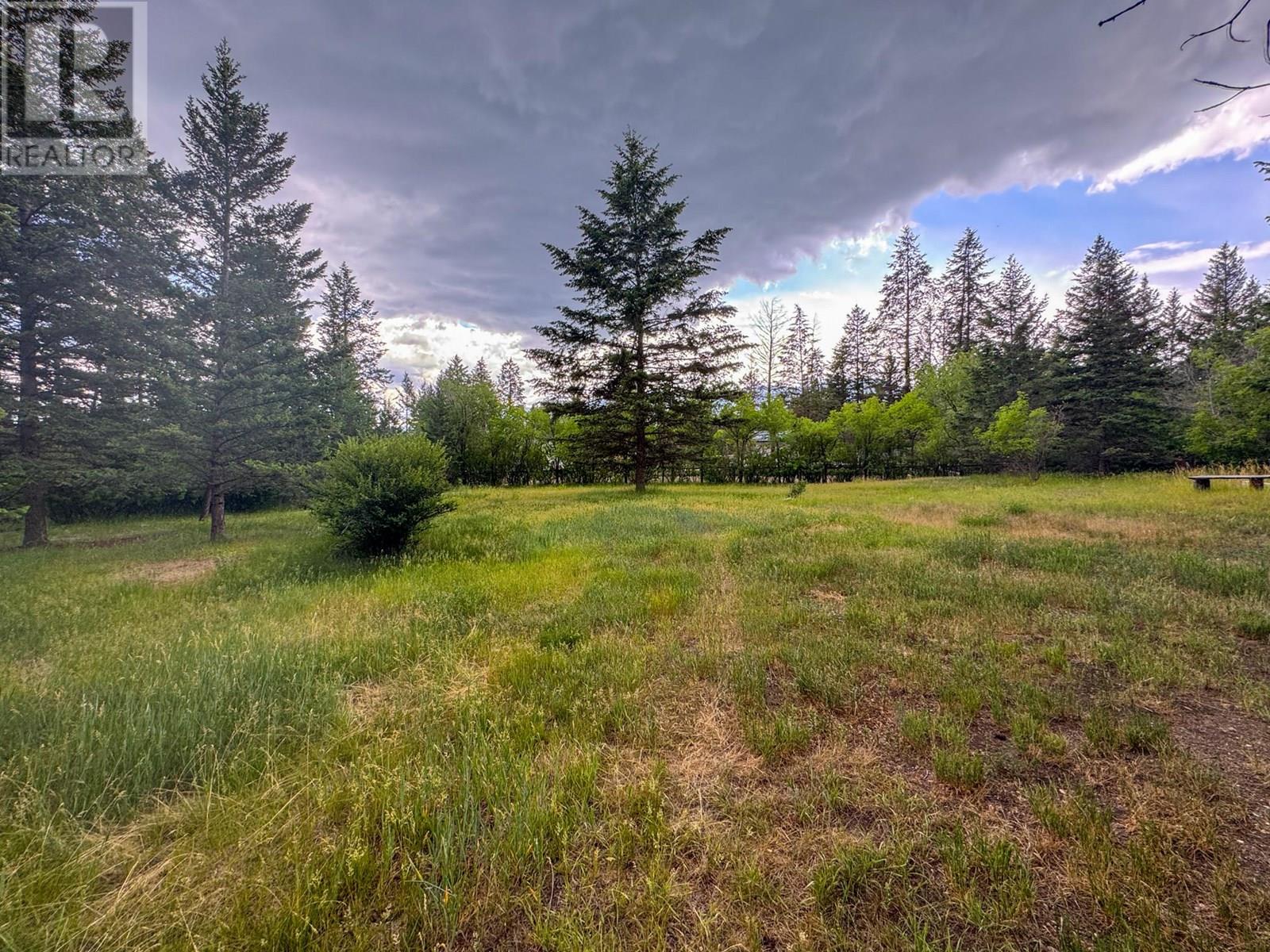 5182 Juniper Heights Road, Dry Gulch, British Columbia  V0A 1K2 - Photo 9 - 10351882