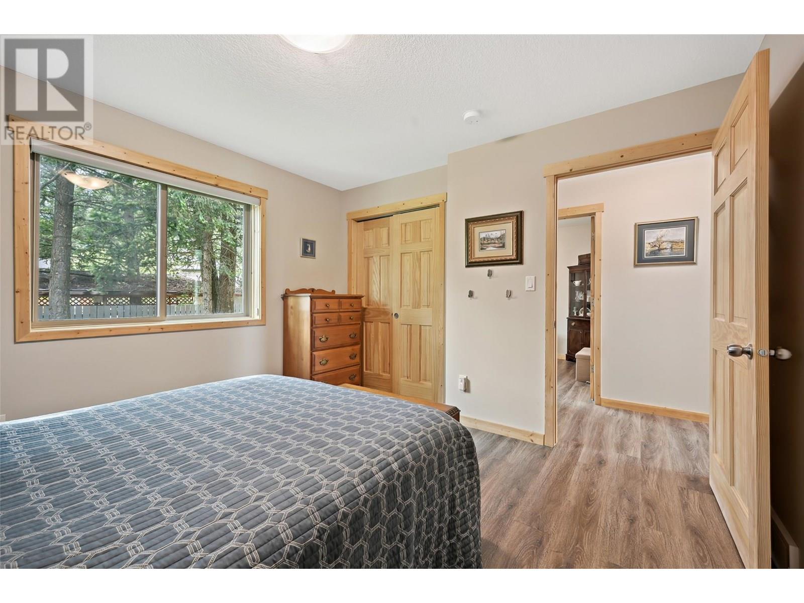 7334 Revelstoke Drive, Radium Hot Springs, British Columbia  V0A 1M0 - Photo 21 - 10352348