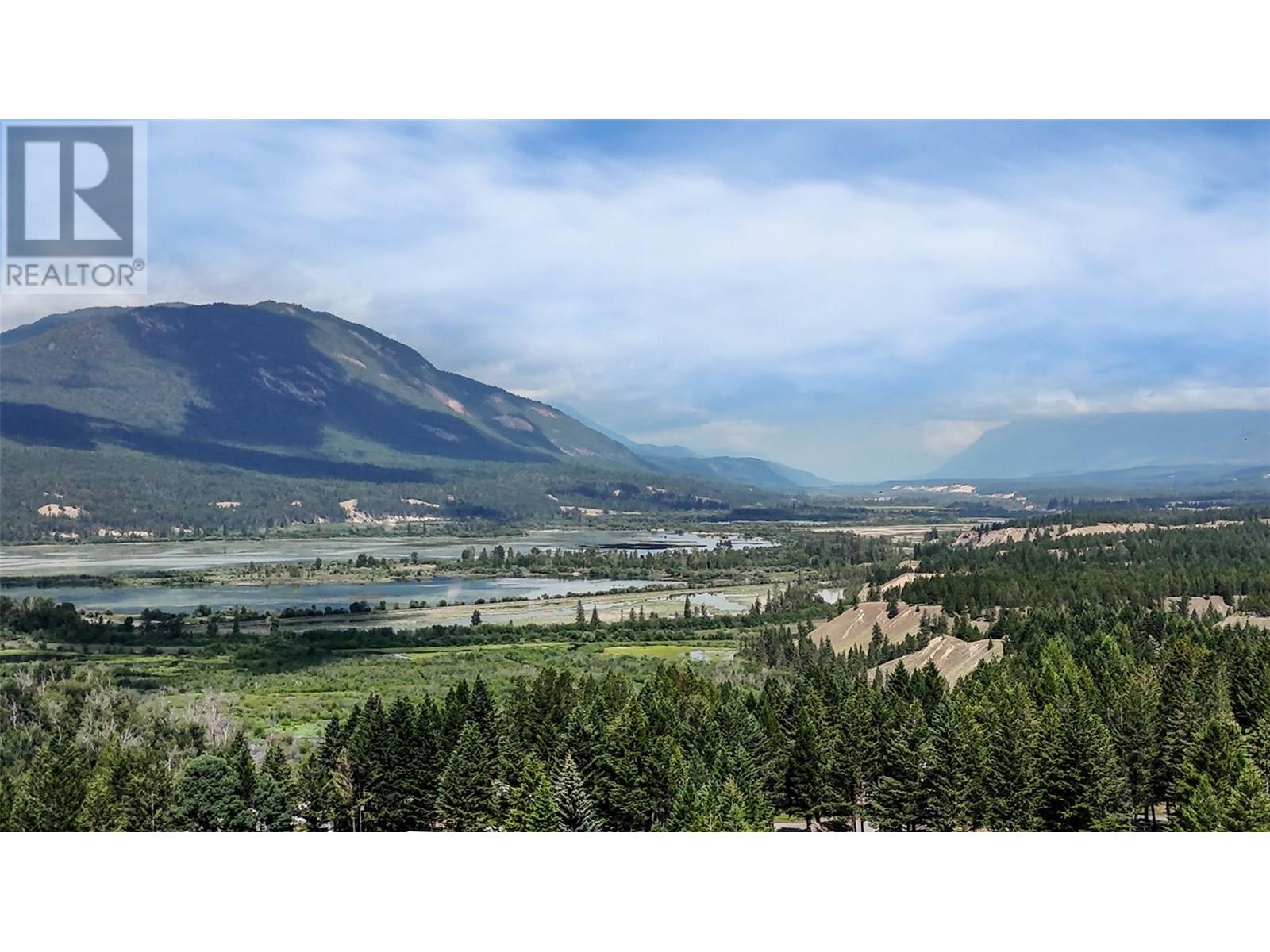 7334 Revelstoke Drive, Radium Hot Springs, British Columbia  V0A 1M0 - Photo 3 - 10352348
