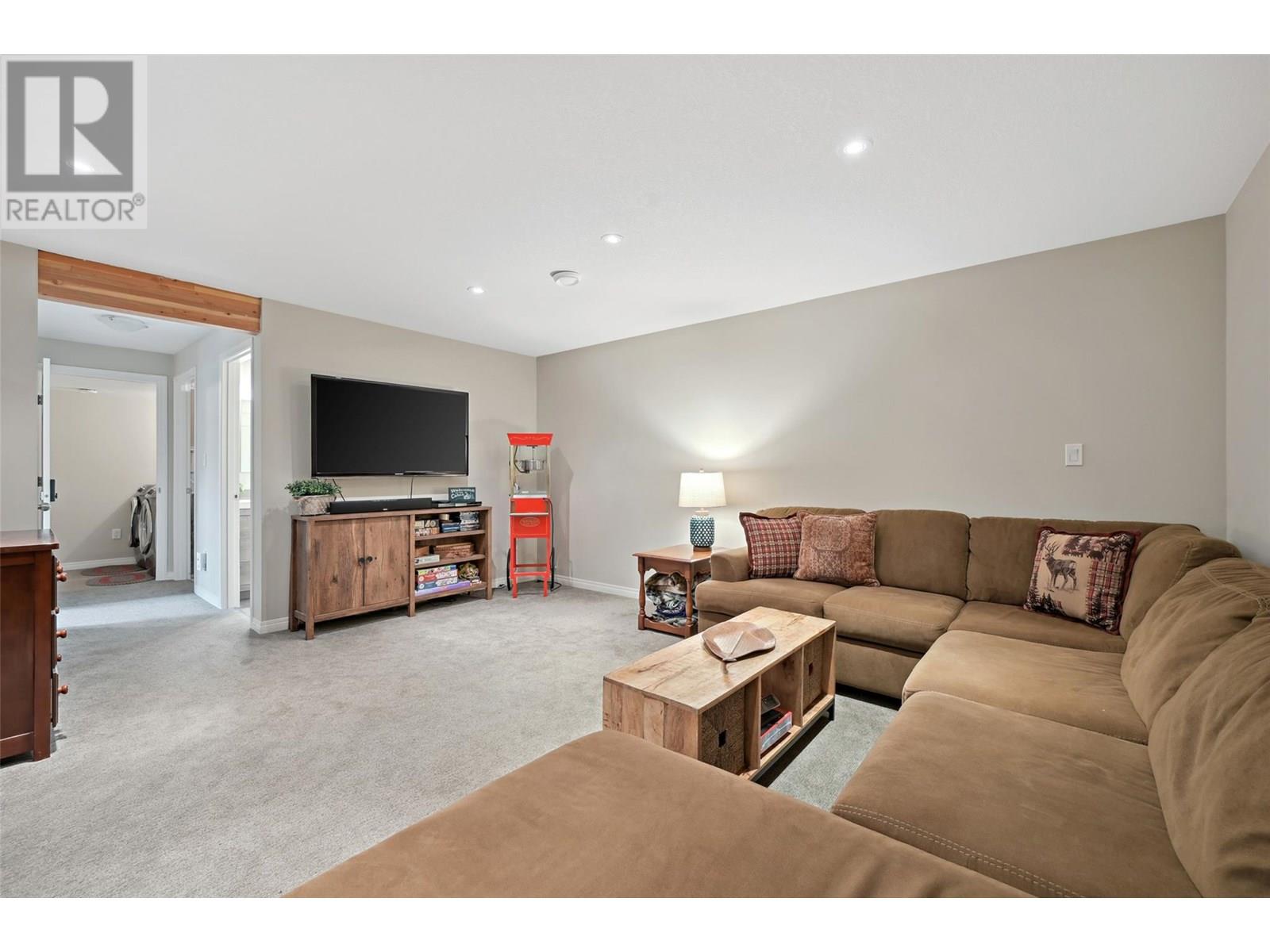 7334 Revelstoke Drive, Radium Hot Springs, British Columbia  V0A 1M0 - Photo 35 - 10352348