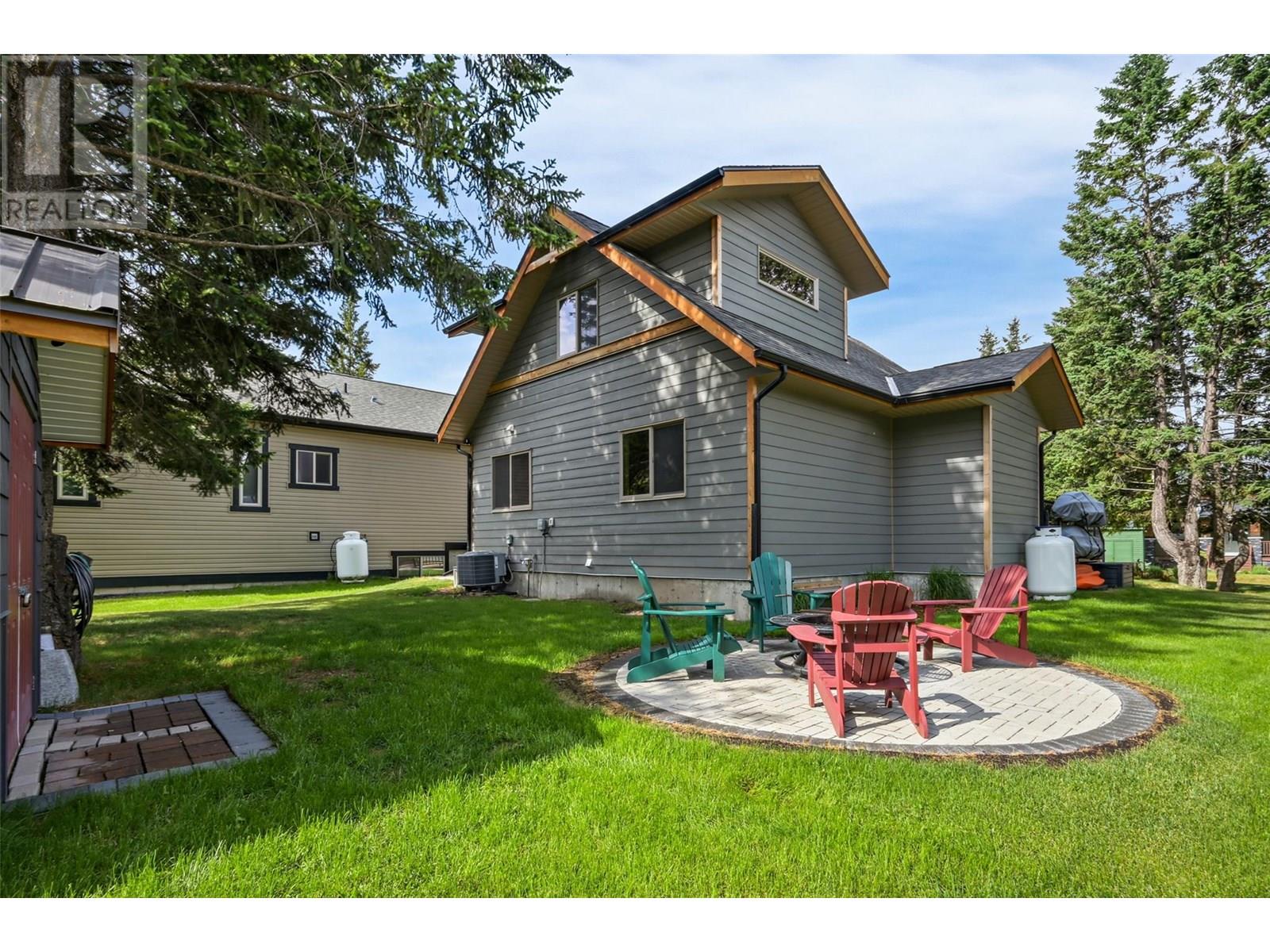 7334 Revelstoke Drive, Radium Hot Springs, British Columbia  V0A 1M0 - Photo 48 - 10352348