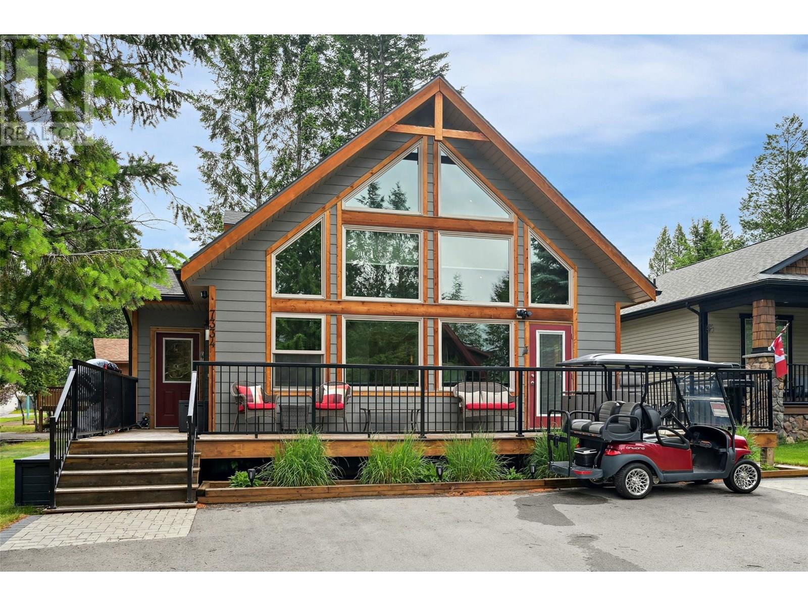 7334 Revelstoke Drive, Radium Hot Springs, British Columbia  V0A 1M0 - Photo 5 - 10352348