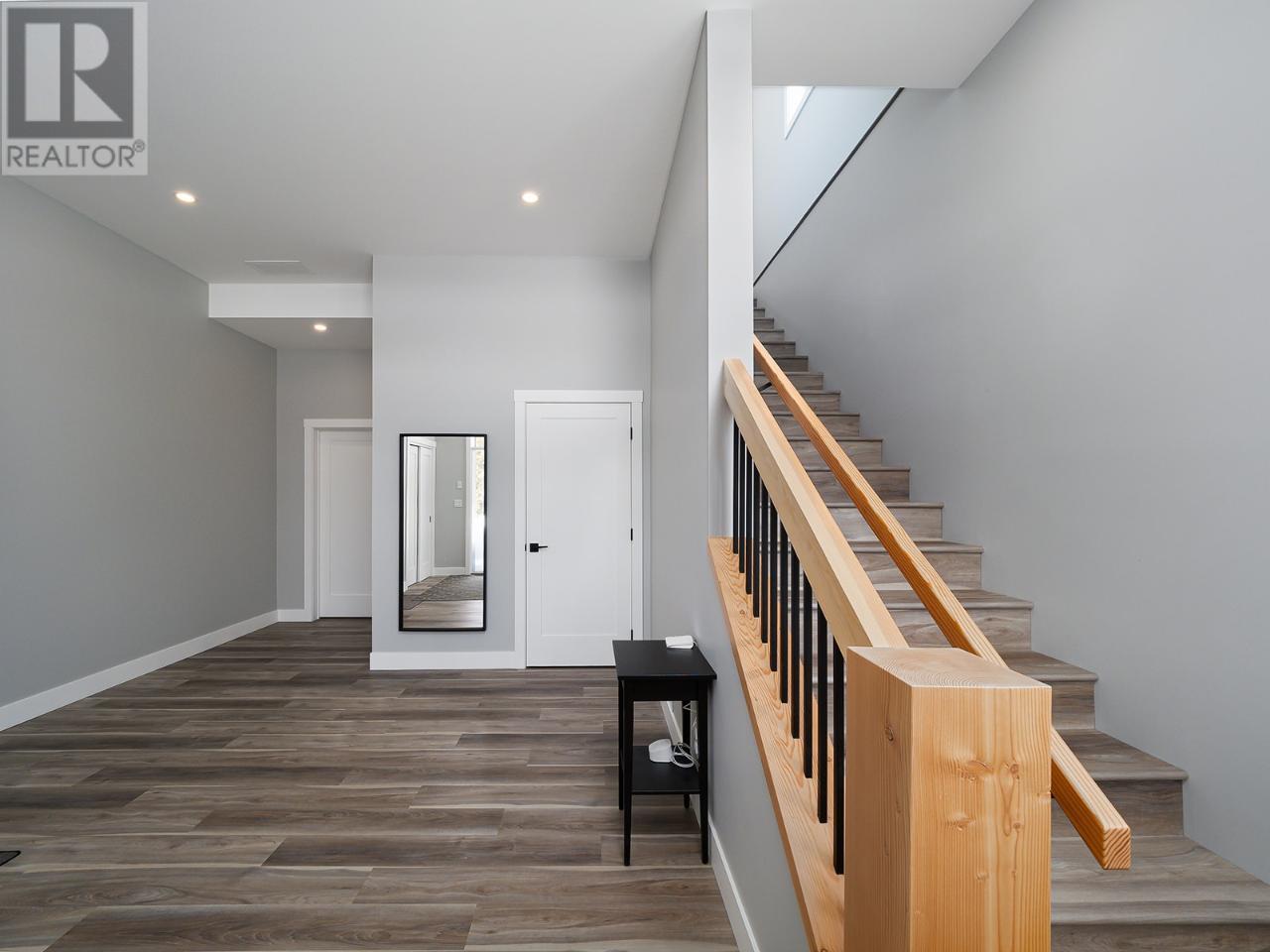 1360 Pine Drive Unit# 5, Golden, British Columbia  V0A 1H1 - Photo 10 - 10352809