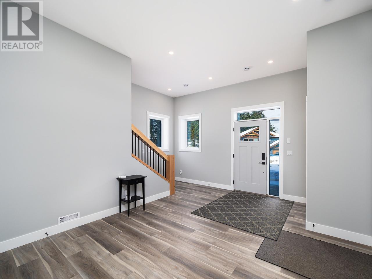 1360 Pine Drive Unit# 5, Golden, British Columbia  V0A 1H1 - Photo 11 - 10352809