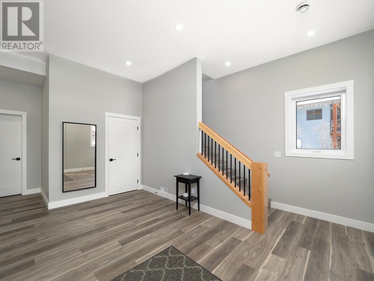1360 Pine Drive Unit# 5, Golden, British Columbia  V0A 1H1 - Photo 9 - 10352809
