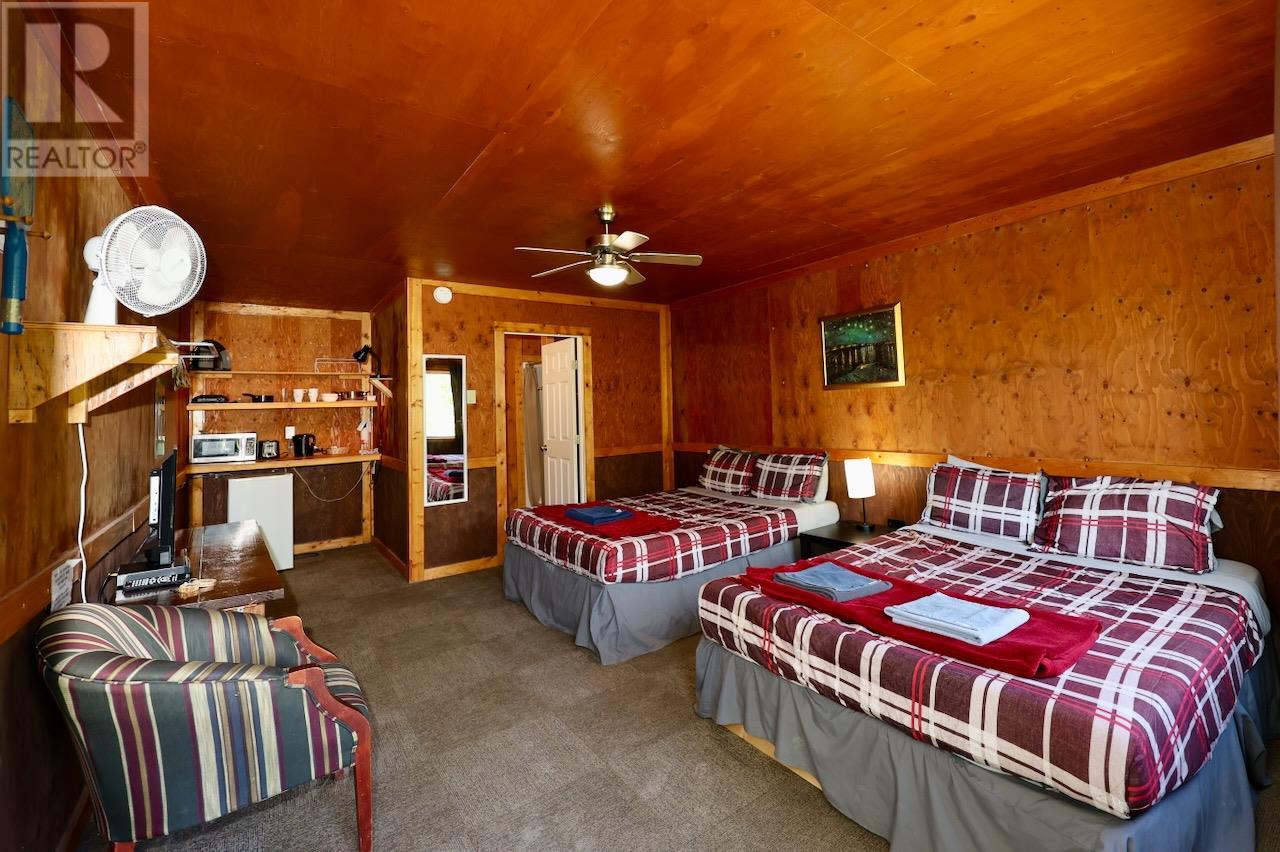 2383 Forde Station Road, Golden, British Columbia  V0A 1H0 - Photo 6 - 10352804