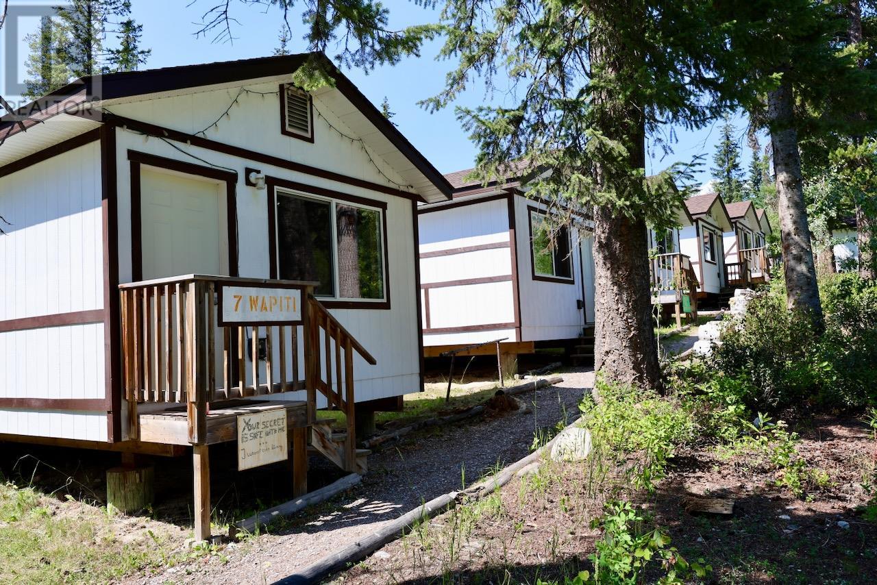 2383 Forde Station Road, Golden, British Columbia  V0A 1H0 - Photo 12 - 10352792