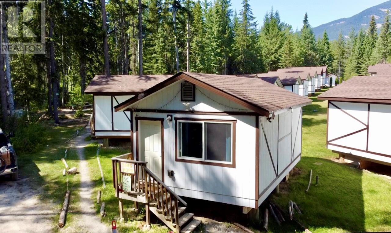 2383 Forde Station Road, Golden, British Columbia  V0A 1H0 - Photo 15 - 10352792