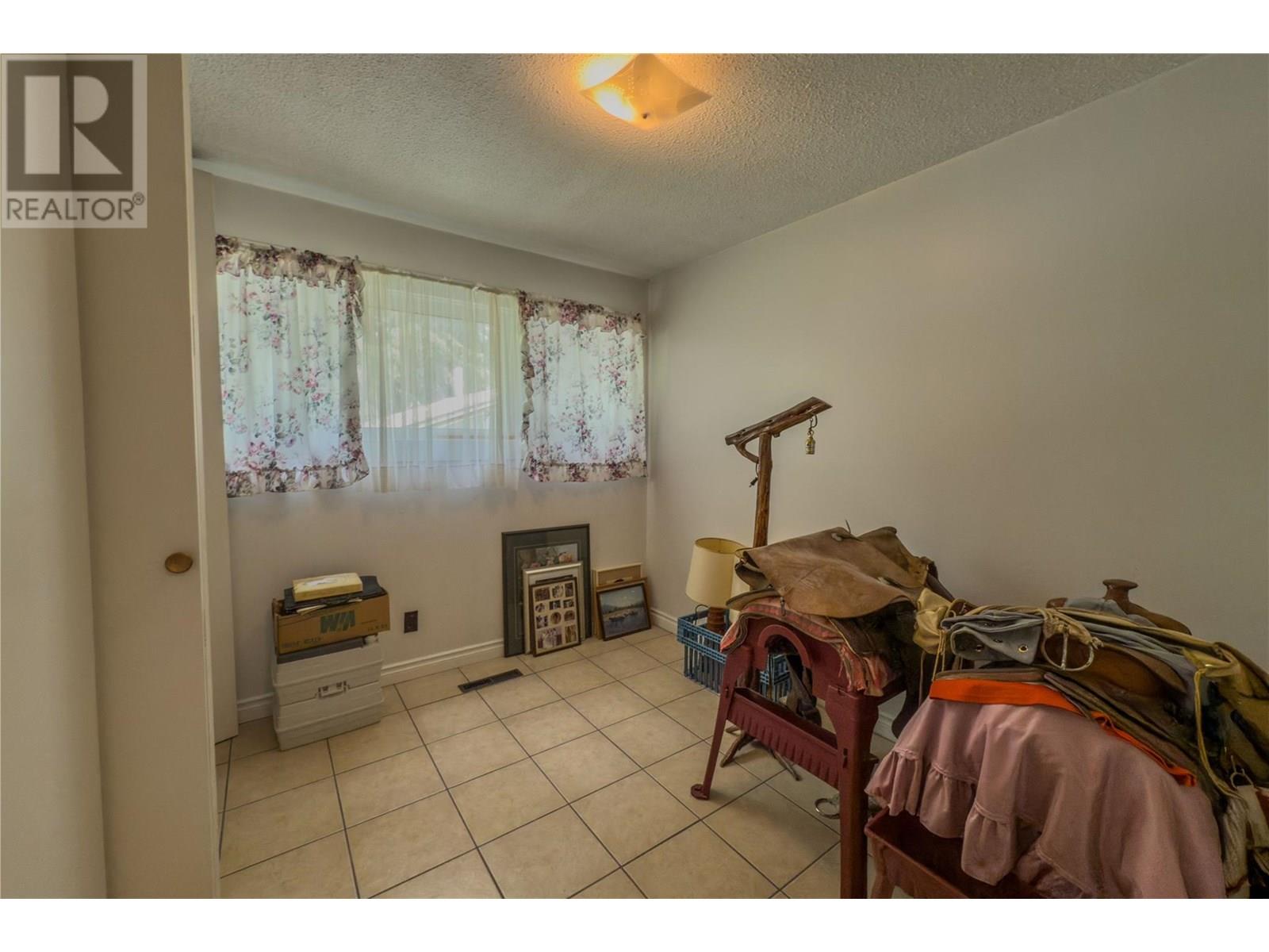 1691 Oberg Johnson Road, Golden, British Columbia  V0A 1H1 - Photo 10 - 10352667
