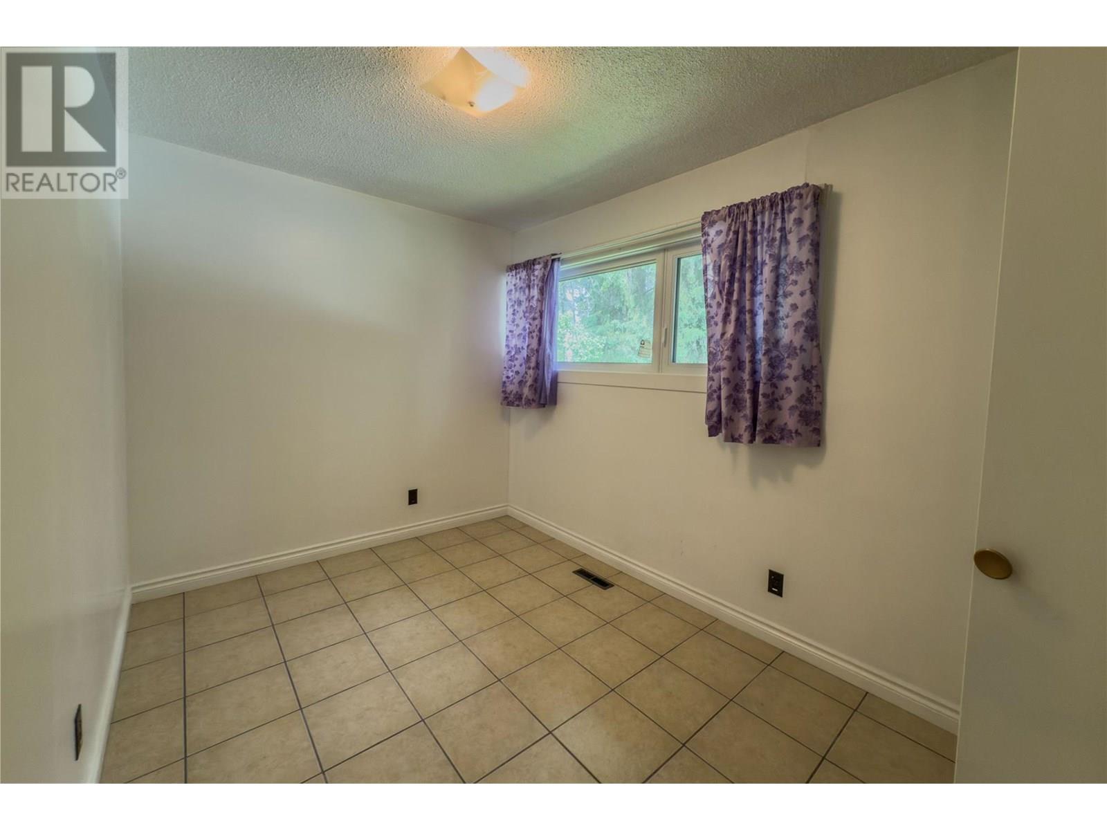 1691 Oberg Johnson Road, Golden, British Columbia  V0A 1H1 - Photo 12 - 10352667