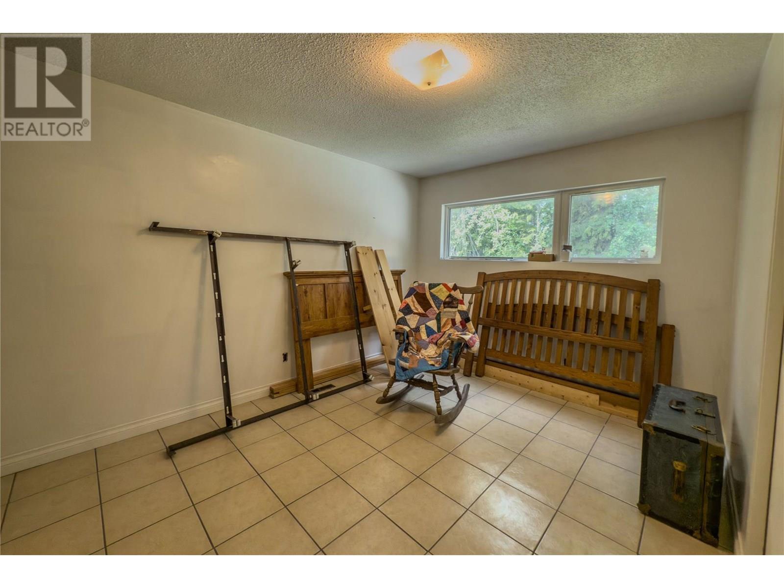 1691 Oberg Johnson Road, Golden, British Columbia  V0A 1H1 - Photo 6 - 10352667