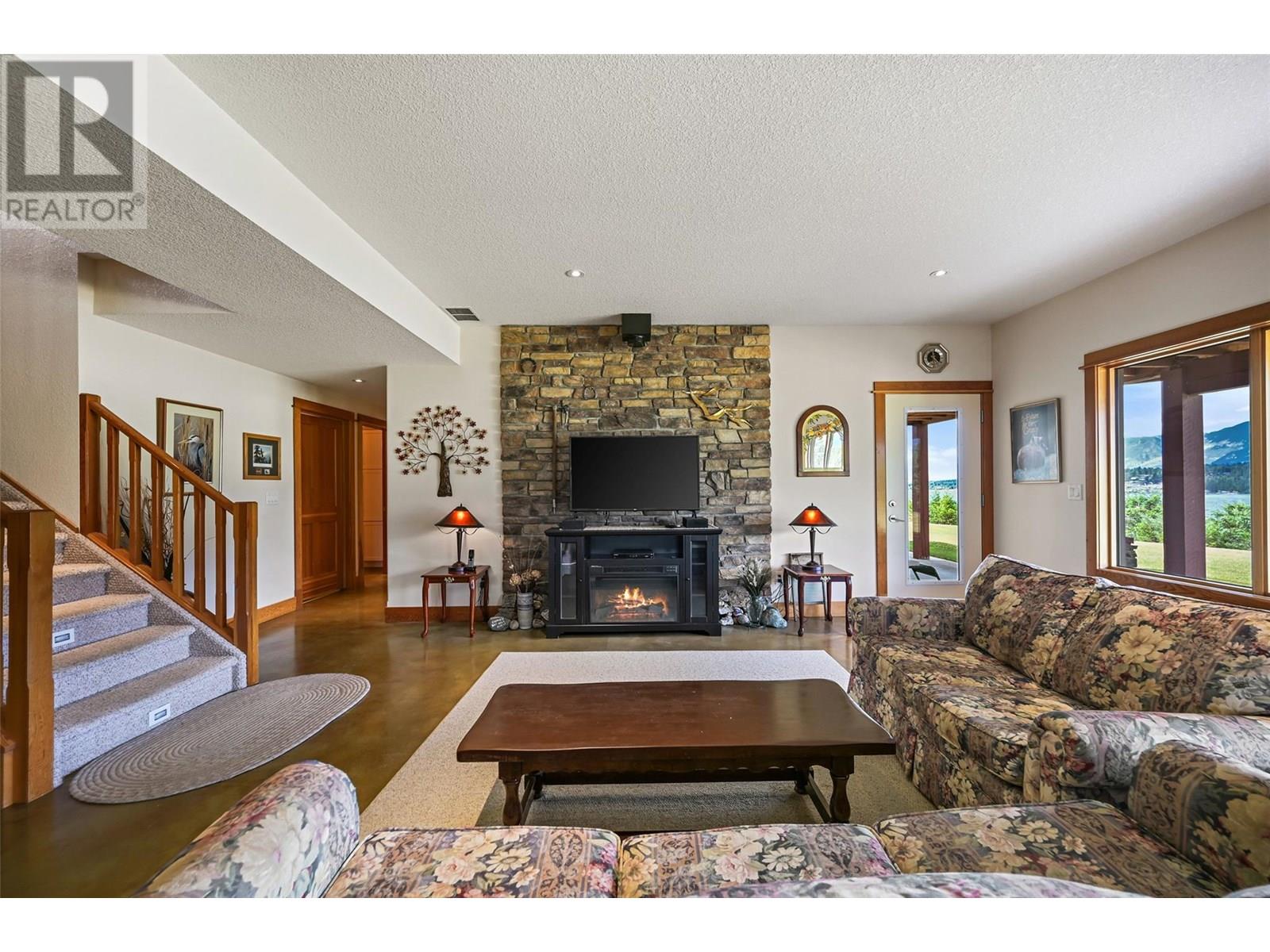 2335 Ruault Road, Invermere, British Columbia  V0A 1K4 - Photo 37 - 10352379
