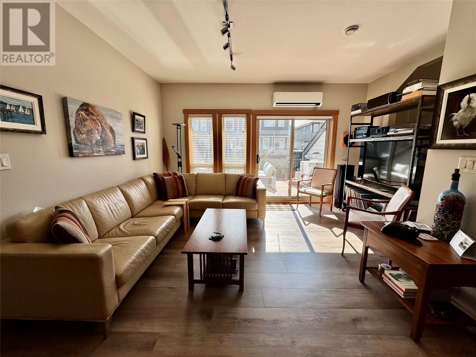901 7th Avenue Unit# 303, Invermere, British Columbia  V0A 1K0 - Photo 4 - 10352776