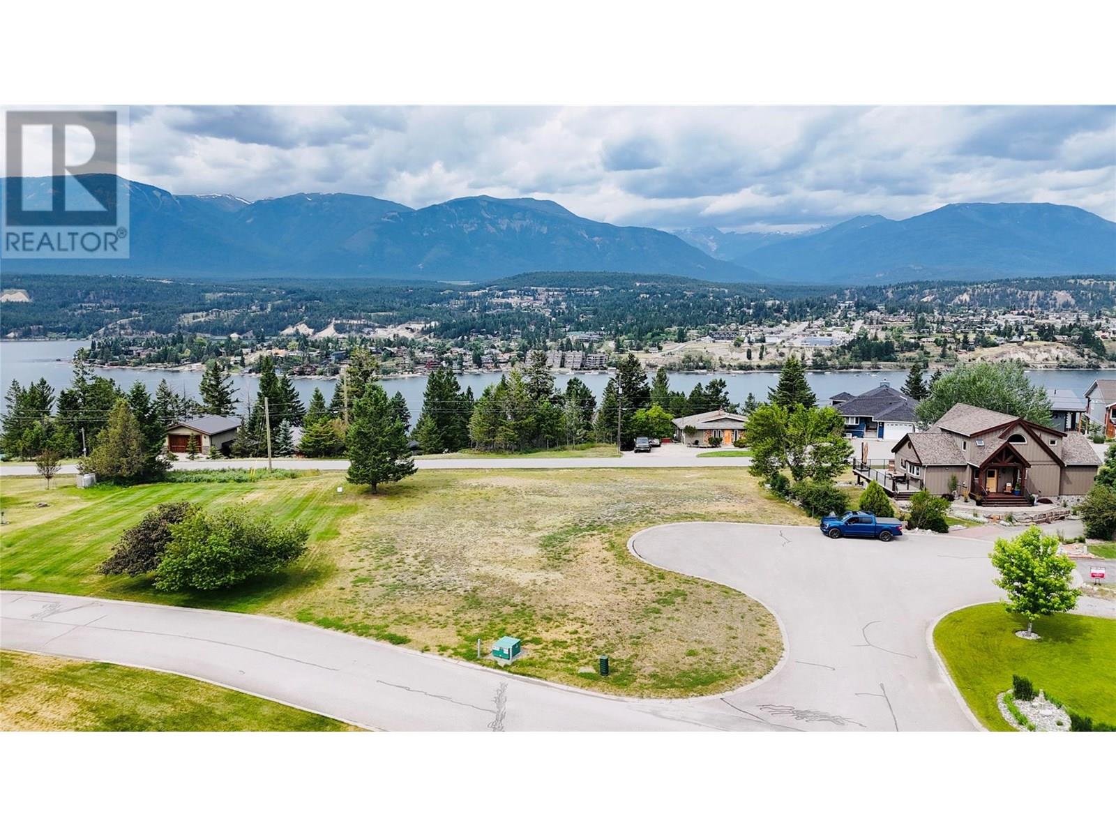 640 Upper Lakeview Road Unit# 5, Windermere, British Columbia  V0A 1K3 - Photo 2 - 10353112