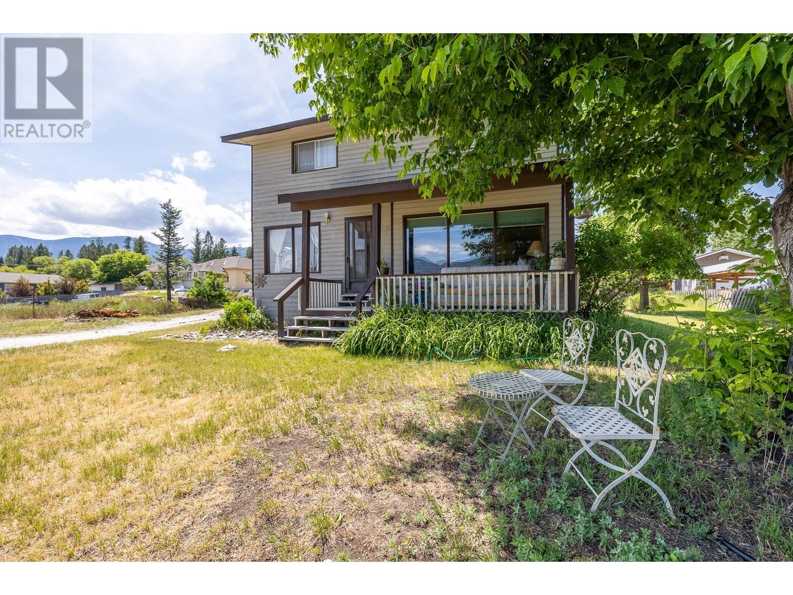 1012 11 Avenue, Invermere, British Columbia  V0A 1K4 - Photo 29 - 10353188