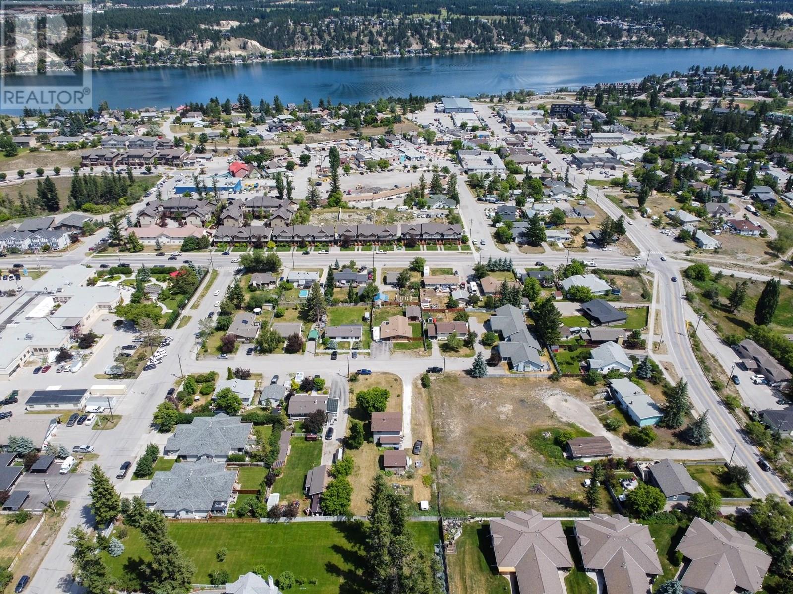 1012 11 Avenue, Invermere, British Columbia  V0A 1K4 - Photo 40 - 10353188