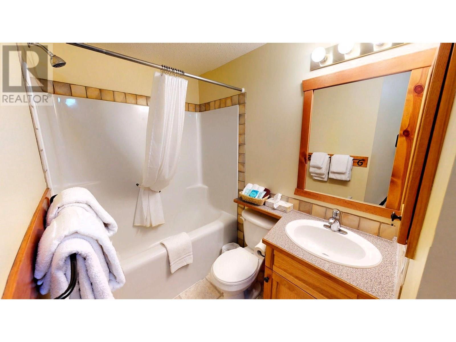 701 14a Crescent Unit# 213 I, Invermere, British Columbia  V0A 1K0 - Photo 34 - 10352876