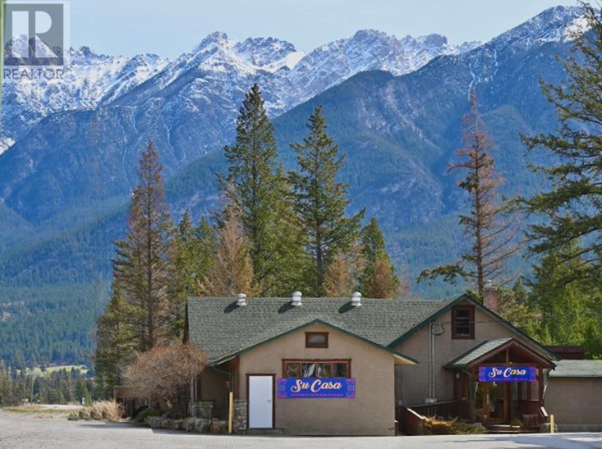 5388 93/95 Highway, Fairmont Hot Springs, British Columbia  V0A 1K4 - Photo 1 - 10353415