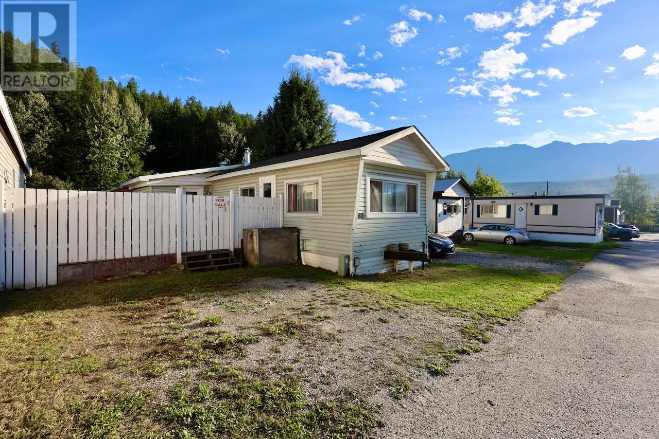 1400 12th  N Street Unit# 31, Golden, British Columbia  V0A 1H1 - Photo 2 - 10353229