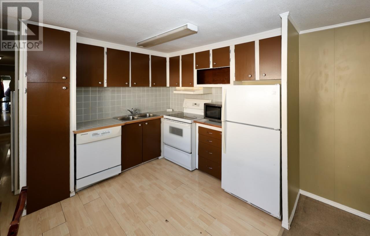 1400 12th  N Street Unit# 31, Golden, British Columbia  V0A 1H1 - Photo 6 - 10353229