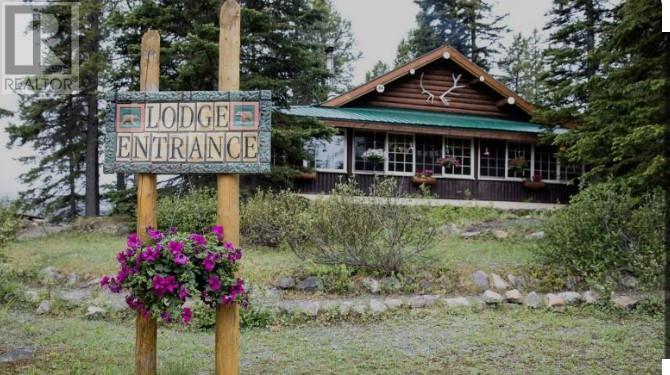 9500 Highway 93 S, Spillimacheen, British Columbia  V0A 1M0 - Photo 2 - 10353441