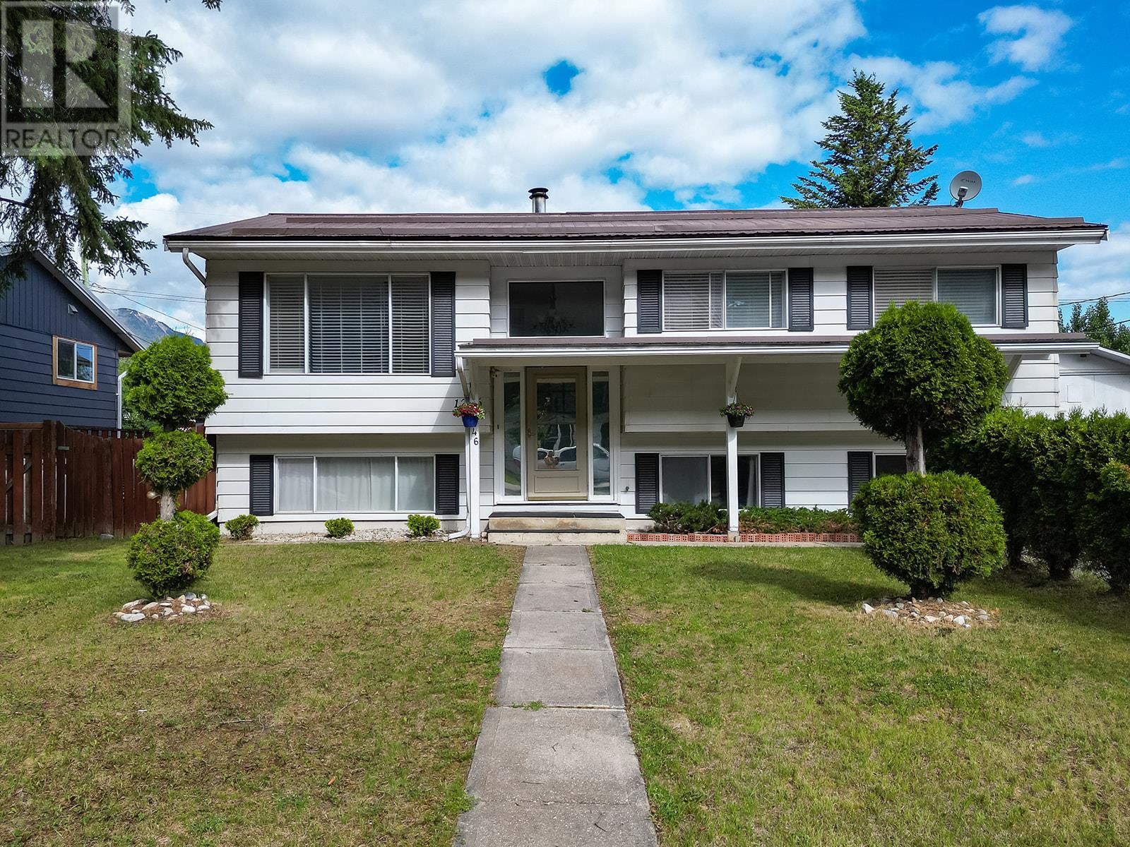 1246 Alexander Drive, Golden, British Columbia  V0A 1H0 - Photo 1 - 10353578