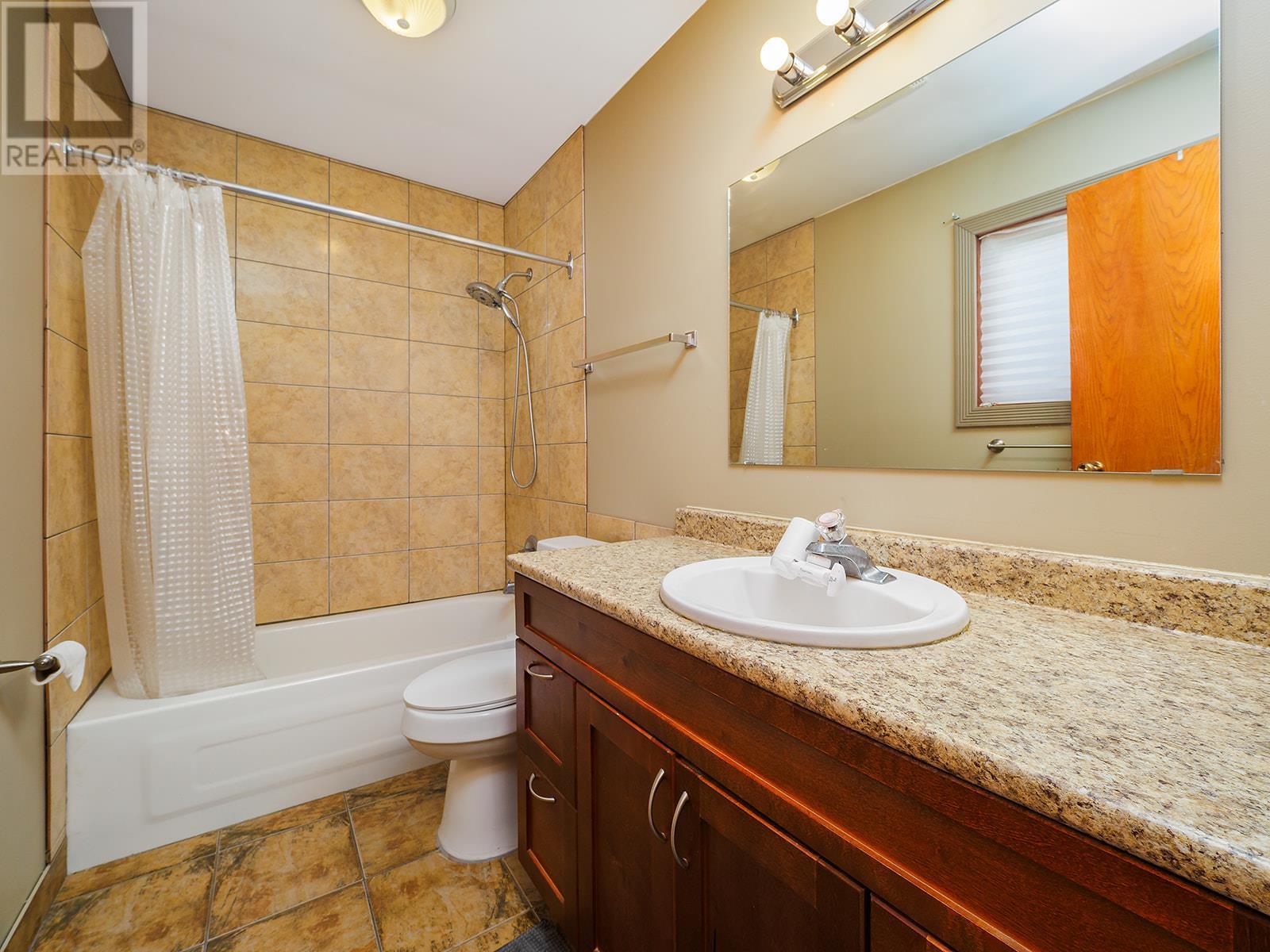 1246 Alexander Drive, Golden, British Columbia  V0A 1H0 - Photo 10 - 10353578